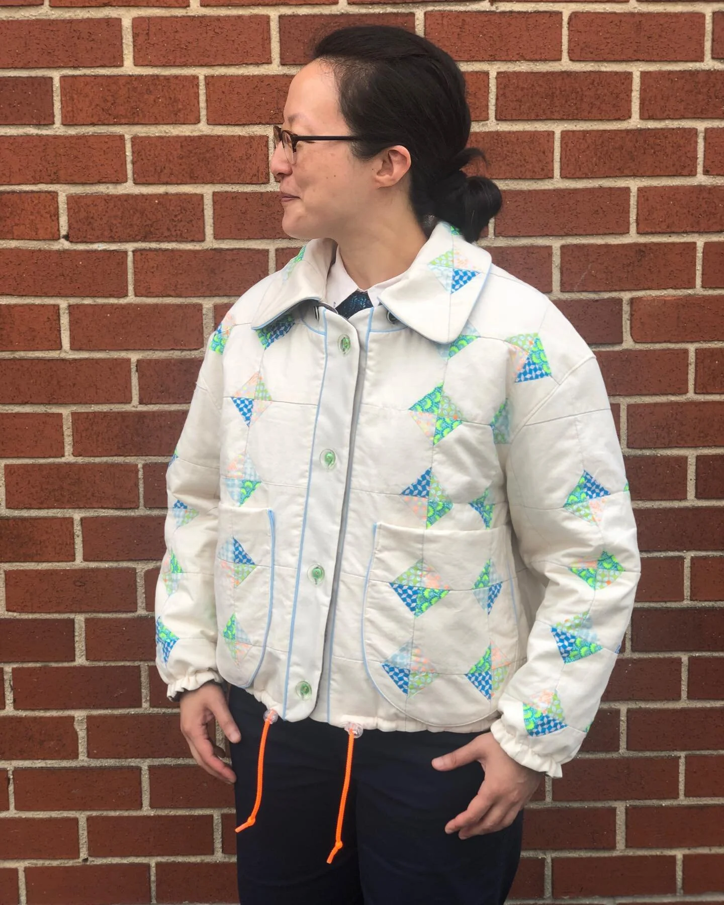 Here is my latest sewing project - the Papercut Emmi Jacket! I made my own patchwork for one side of this reversible jacket, using some fabric that I picked up on a trip to Paris. This project took me about two months to complete, but I really enjoye