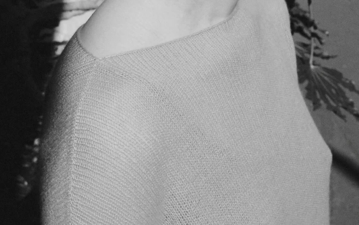 tb 2023, zoran cashmere boatneck sweater

available in the store again