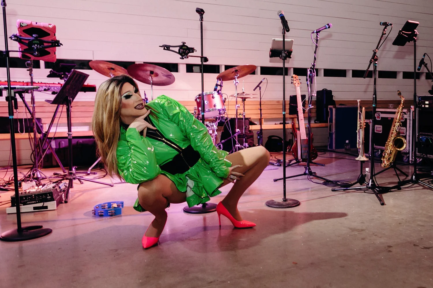 EXTRAGRAMS! Drag Queen Entertainment