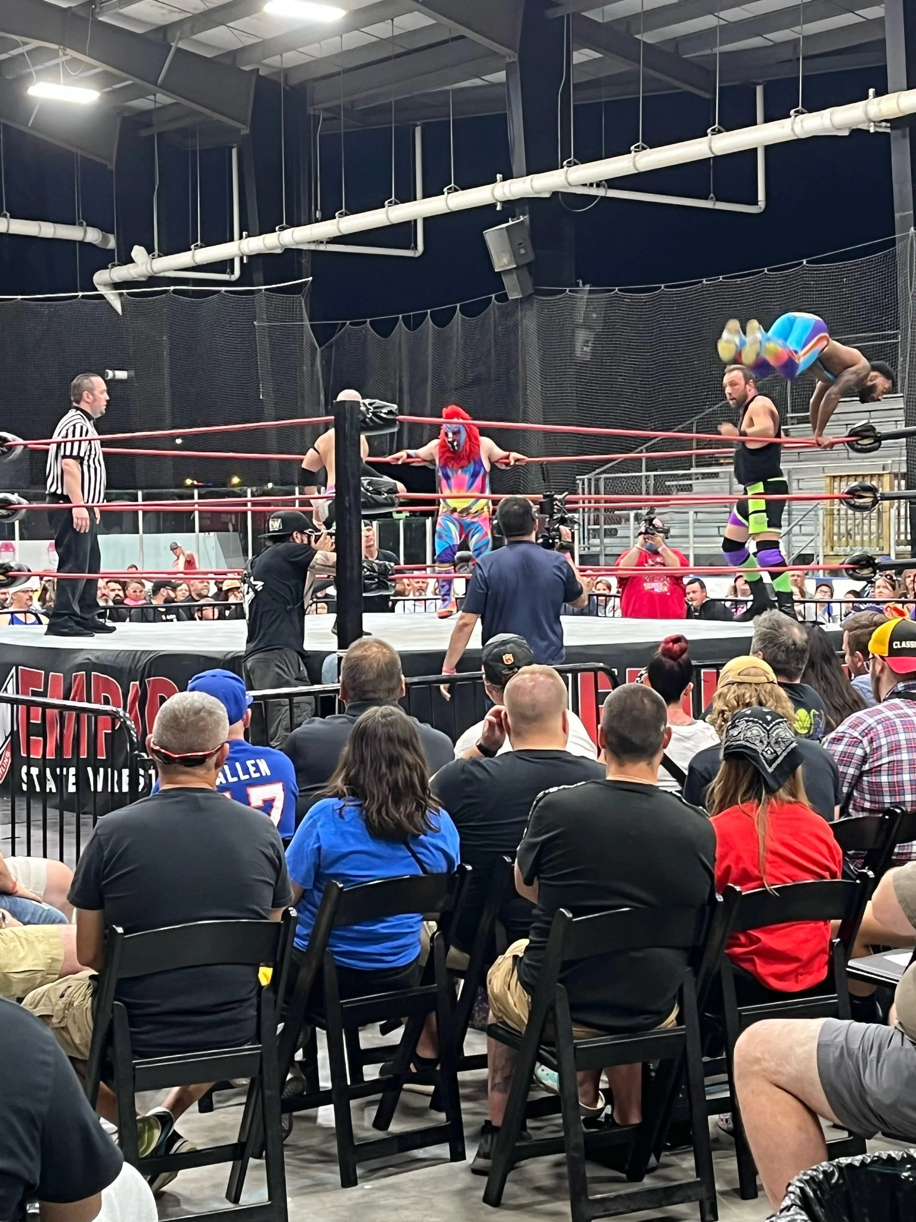 Colin Delaney sends Midas to the outside