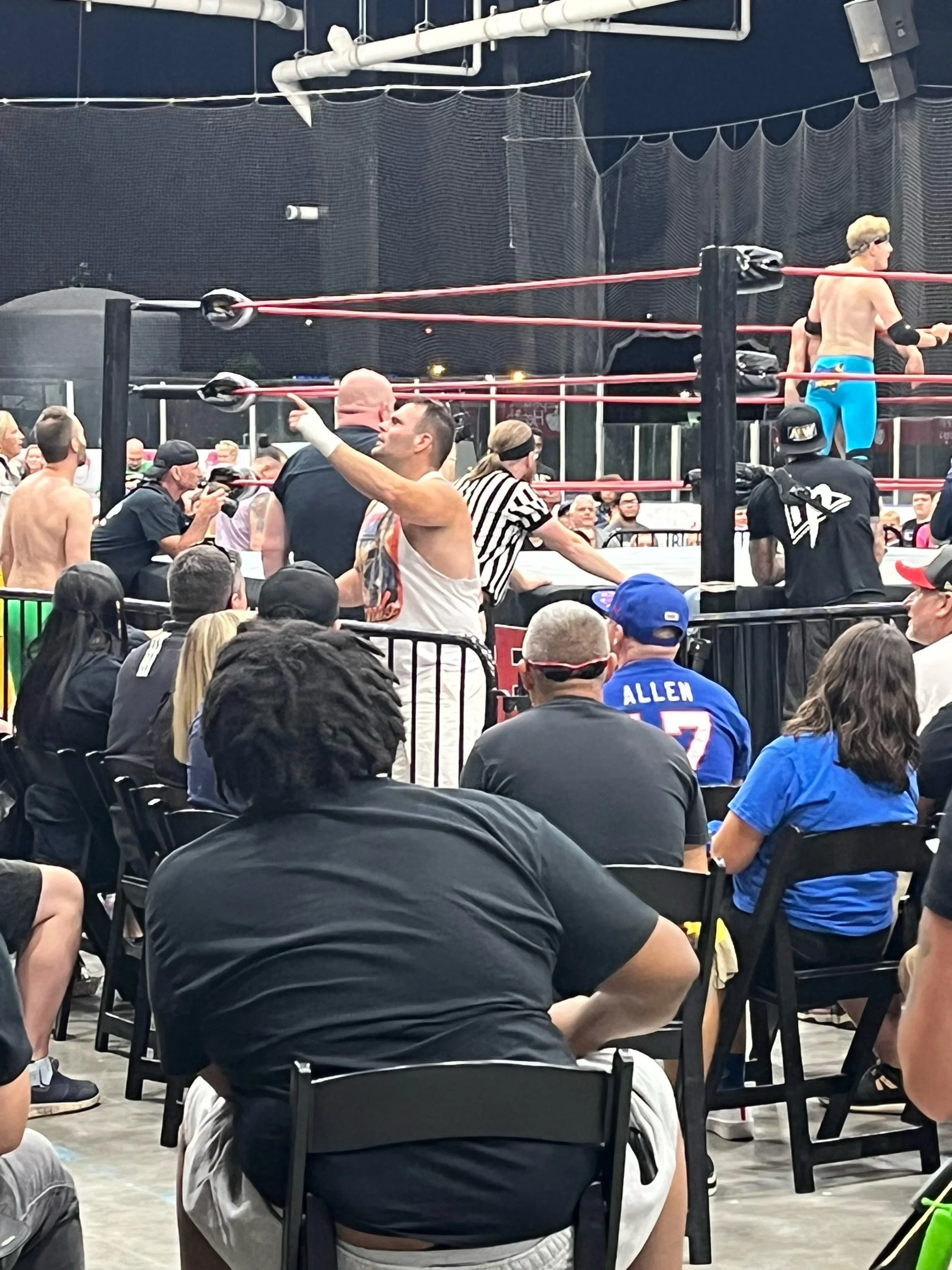 Will Calrissian was completely unhinged and a pleasure to watch at ringside in his role as a lumberjack