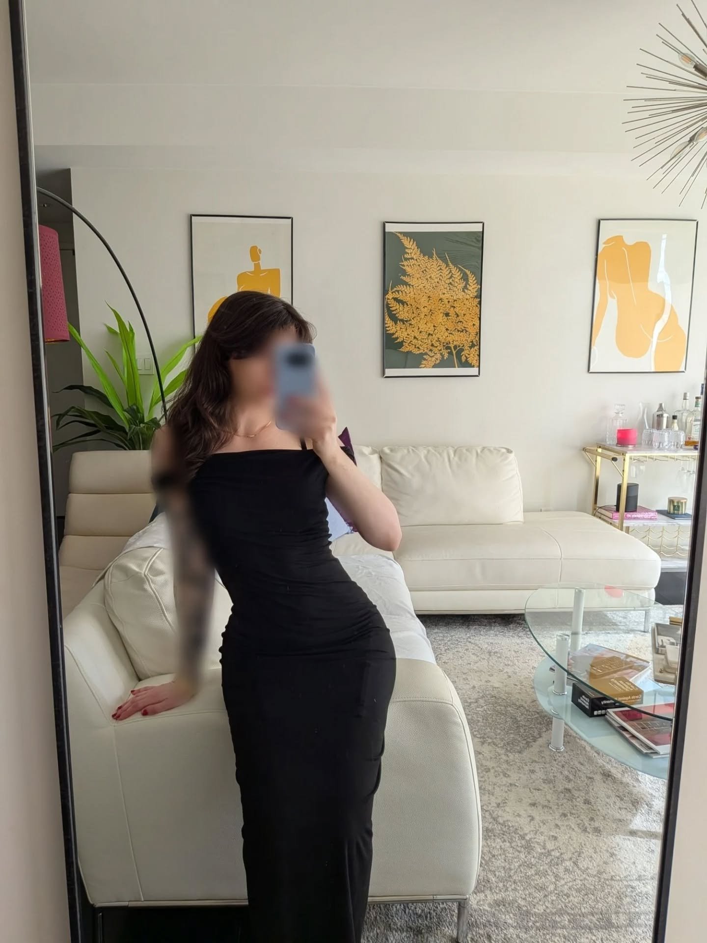 Curves so nice I'll have ya lookin twice