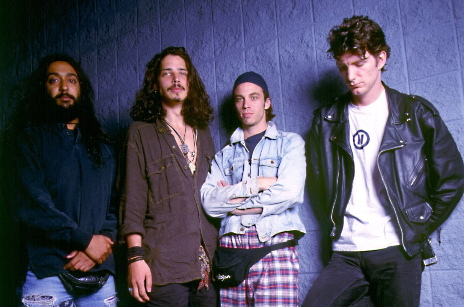 Billboard - “Soundgarden Unlikely to Release Final Album Before Rock Hall Induction, Drummer Says”