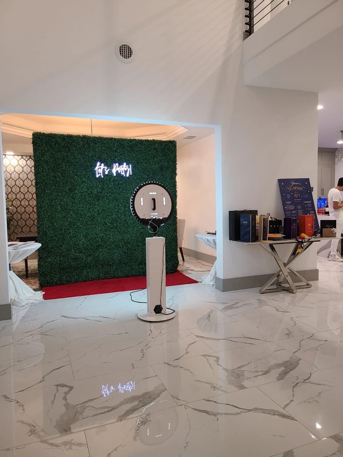 The Green Grass Wall — Orlando Flower Walls & Rentals