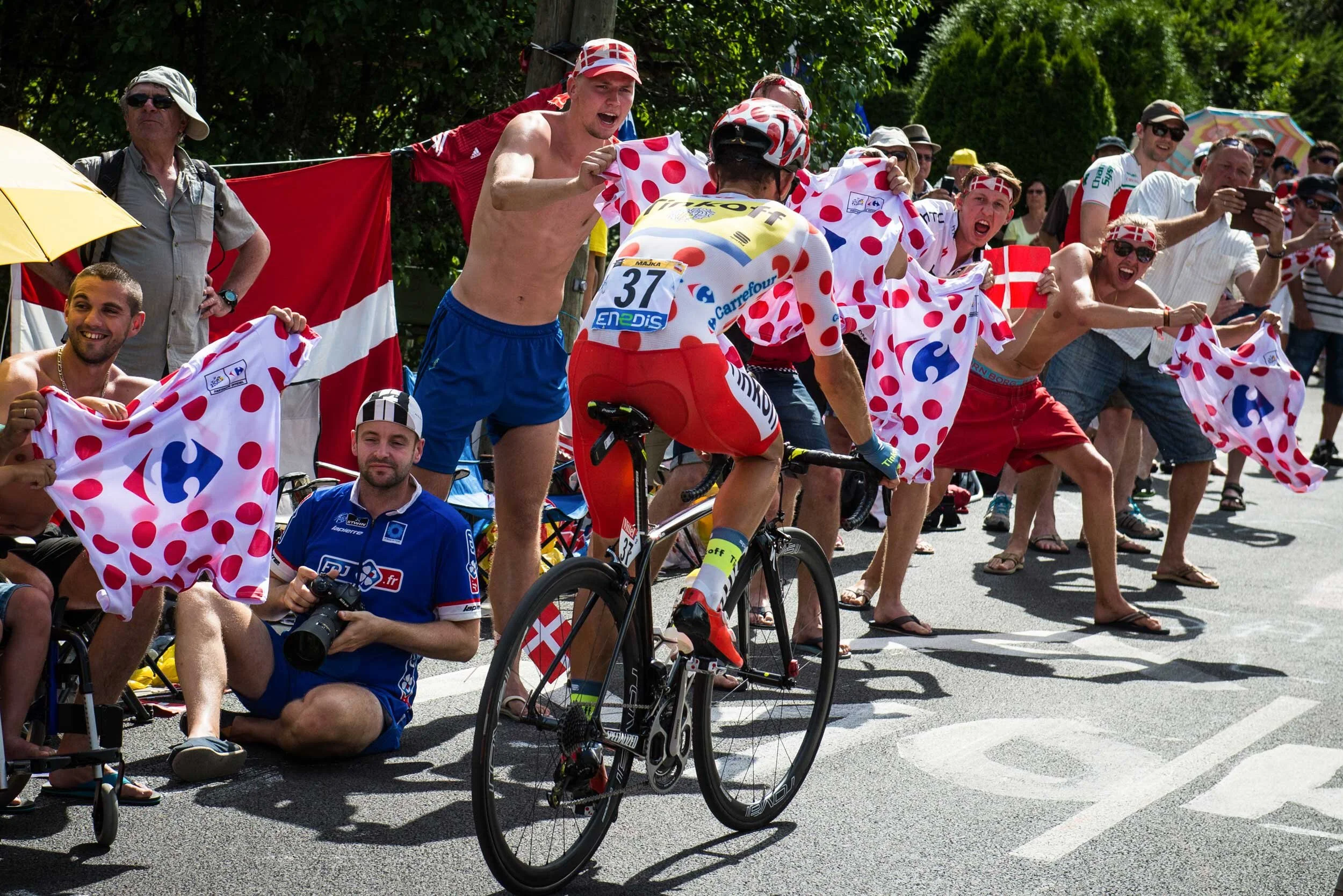 Bikestyle-Tours-French-Views--7.jpg
