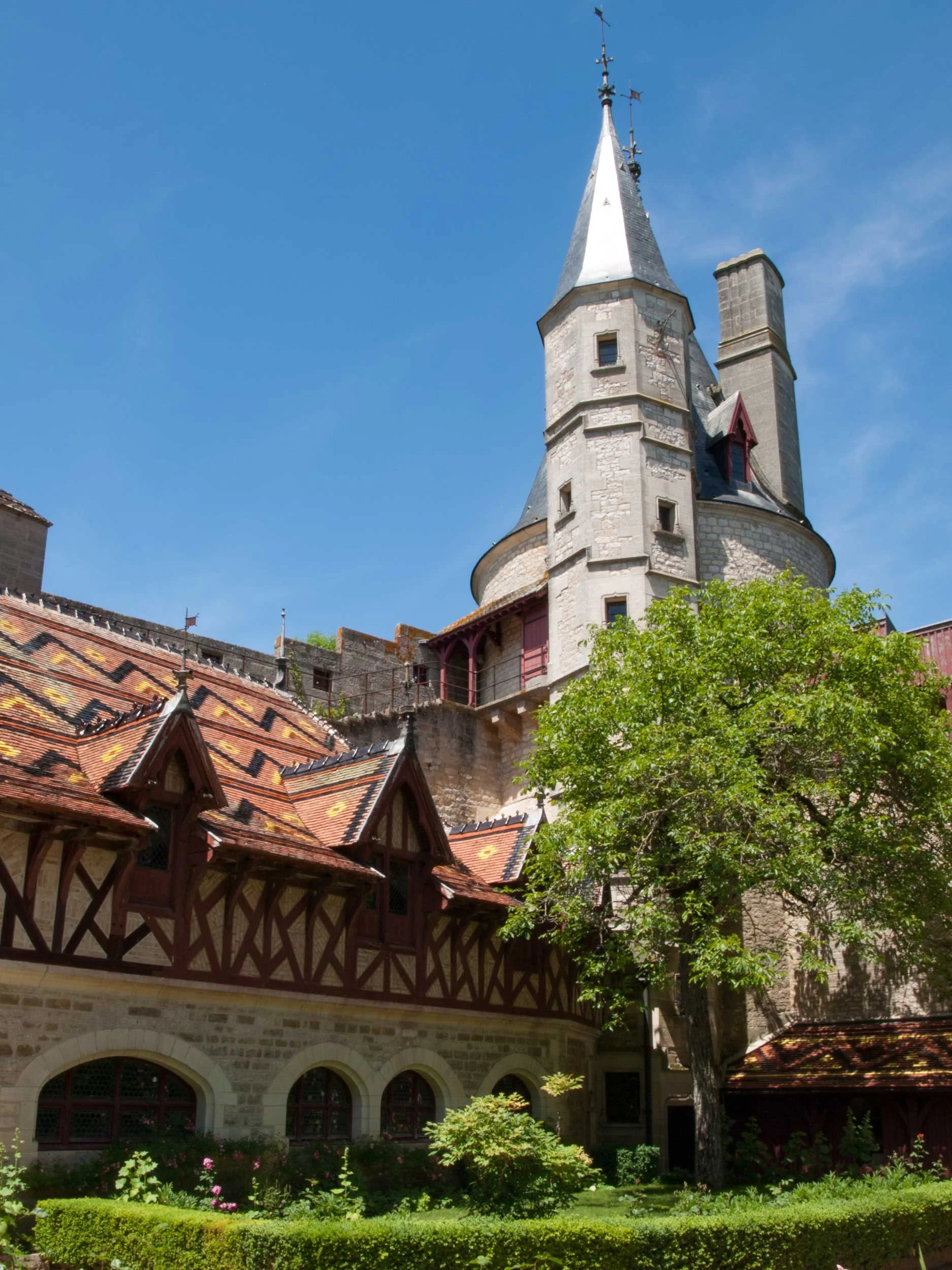 Fairy tale Château with a twist