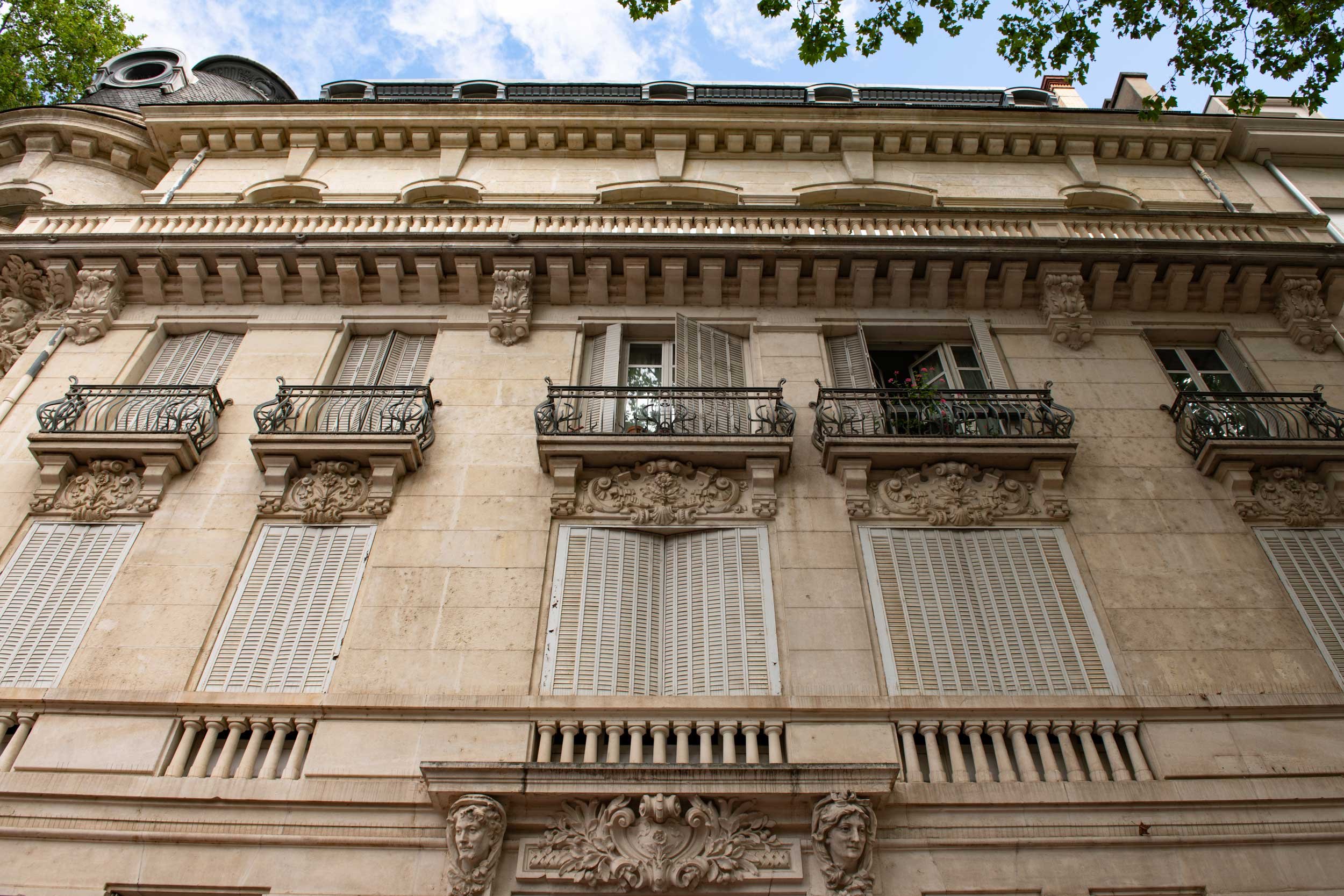 Evening-Walk-Lyon-21.06.24-French-Views-Chris-Handel-Photographer-02-1566.jpg