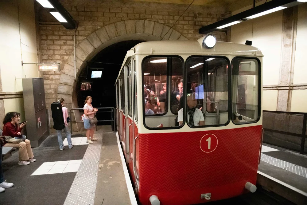 Afternoon-Walk-&-Funicular-Lyon-21.06.24-French-Views-Chris-Handel-Photographer-31-1533.jpg