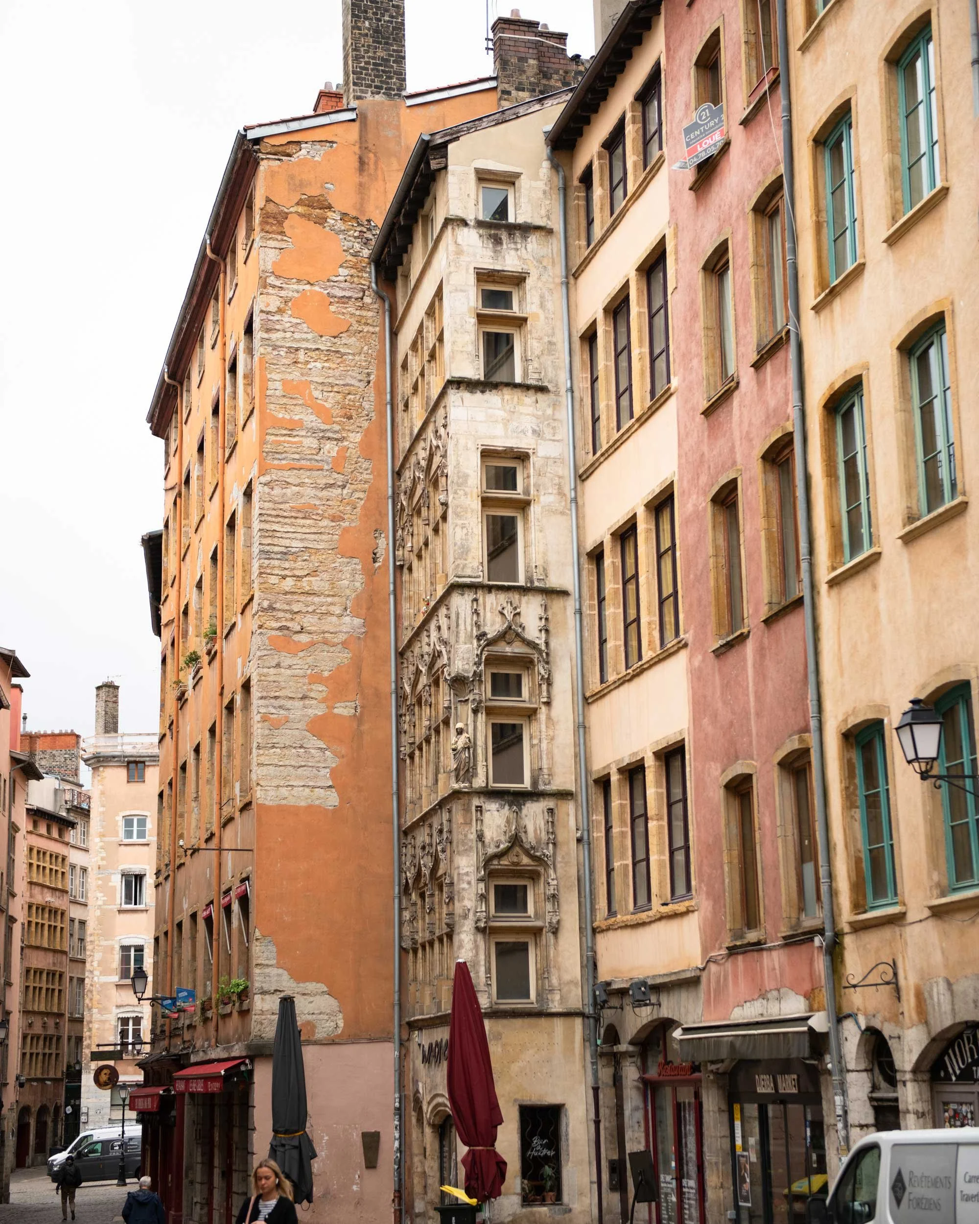 Morning-Walk-Lyon-21.06.24-French-Views-Chris-Handel-Photographer-12-1370.jpg