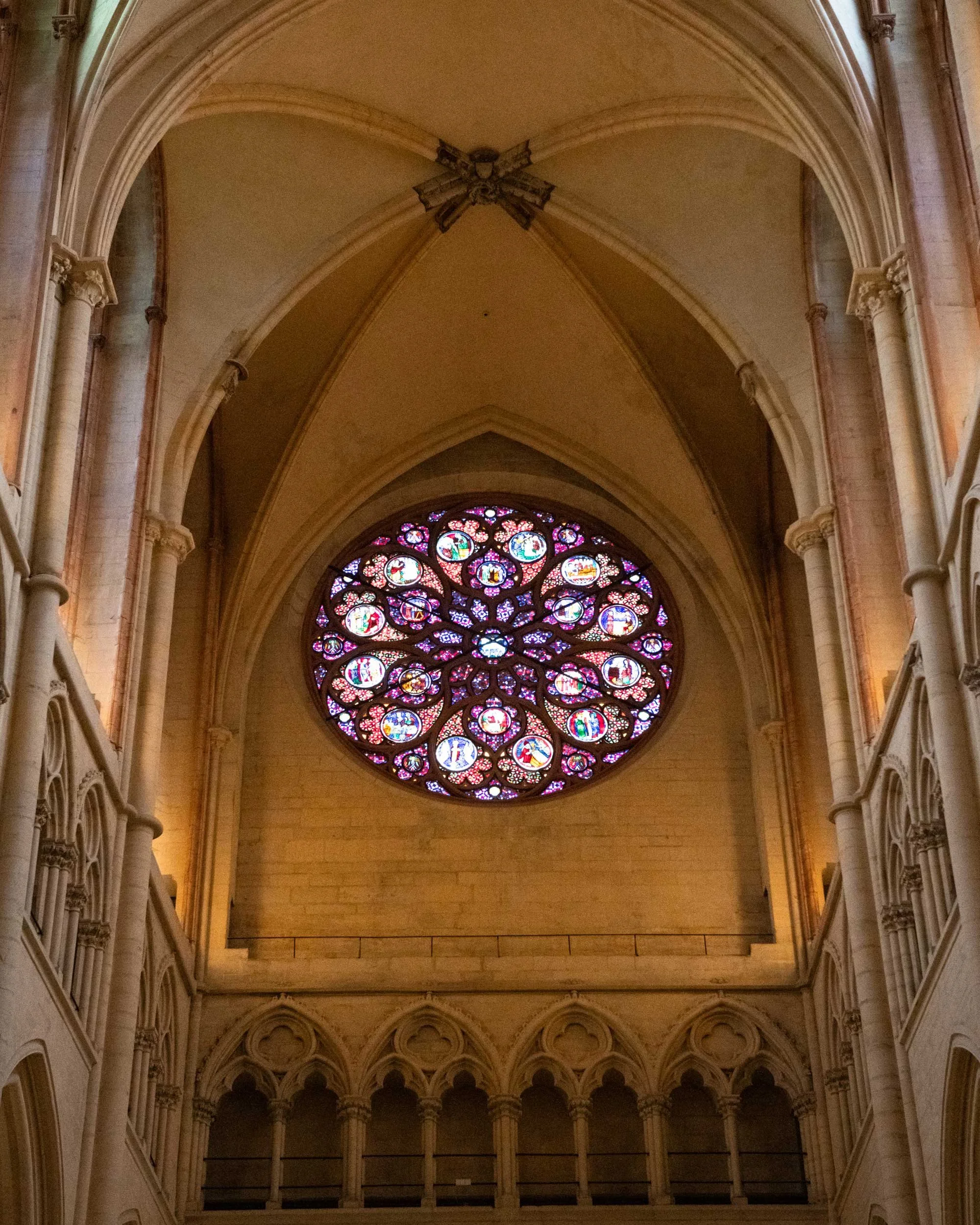 Morning-Walk-Lyon-21.06.24-French-Views-Chris-Handel-Photographer-42-1405.jpg