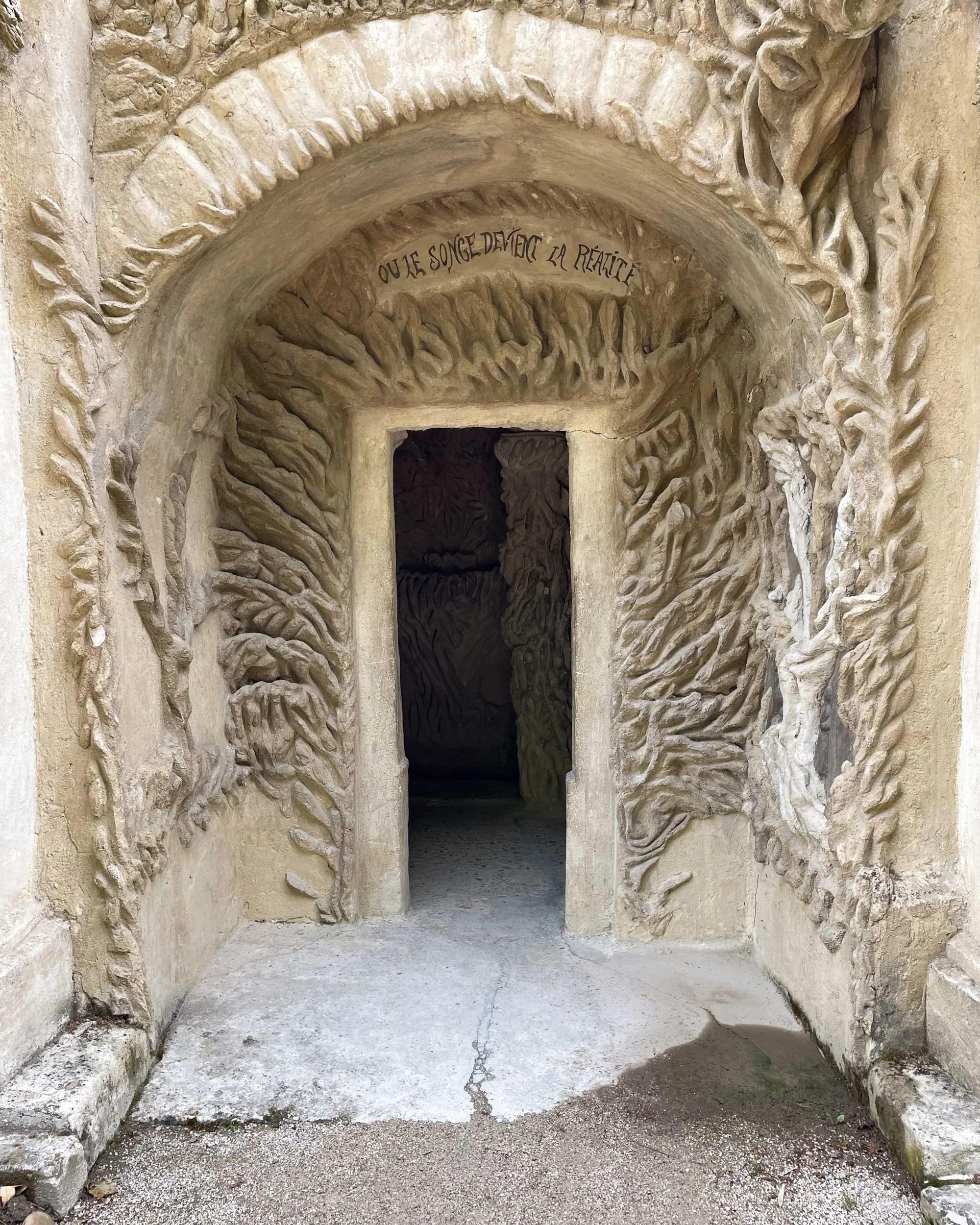 Palais-Ideal-du-Facteur-Cheval-Drome-22.06.24-French-Views-Chris-Handel-Photographer-11-2888.jpg
