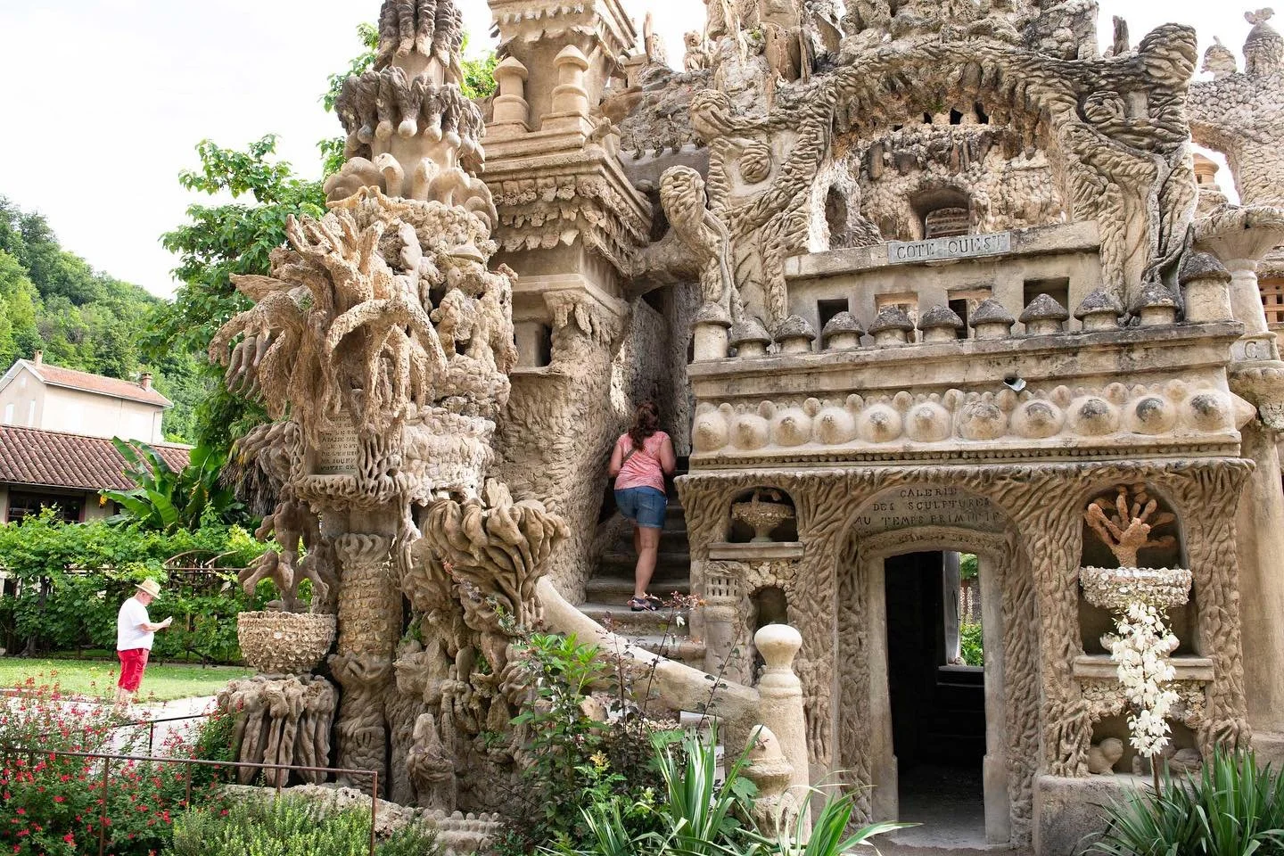 Exploring Palais Ideal du Facteur Cheval. This building is the fantastic creation of one man, Ferdinand Cheval. Something new to see at every turn. #facteurcheval #palaisidealdufacteurcheval #drometourisme #explorefrance #travelblogger #travelphotogr