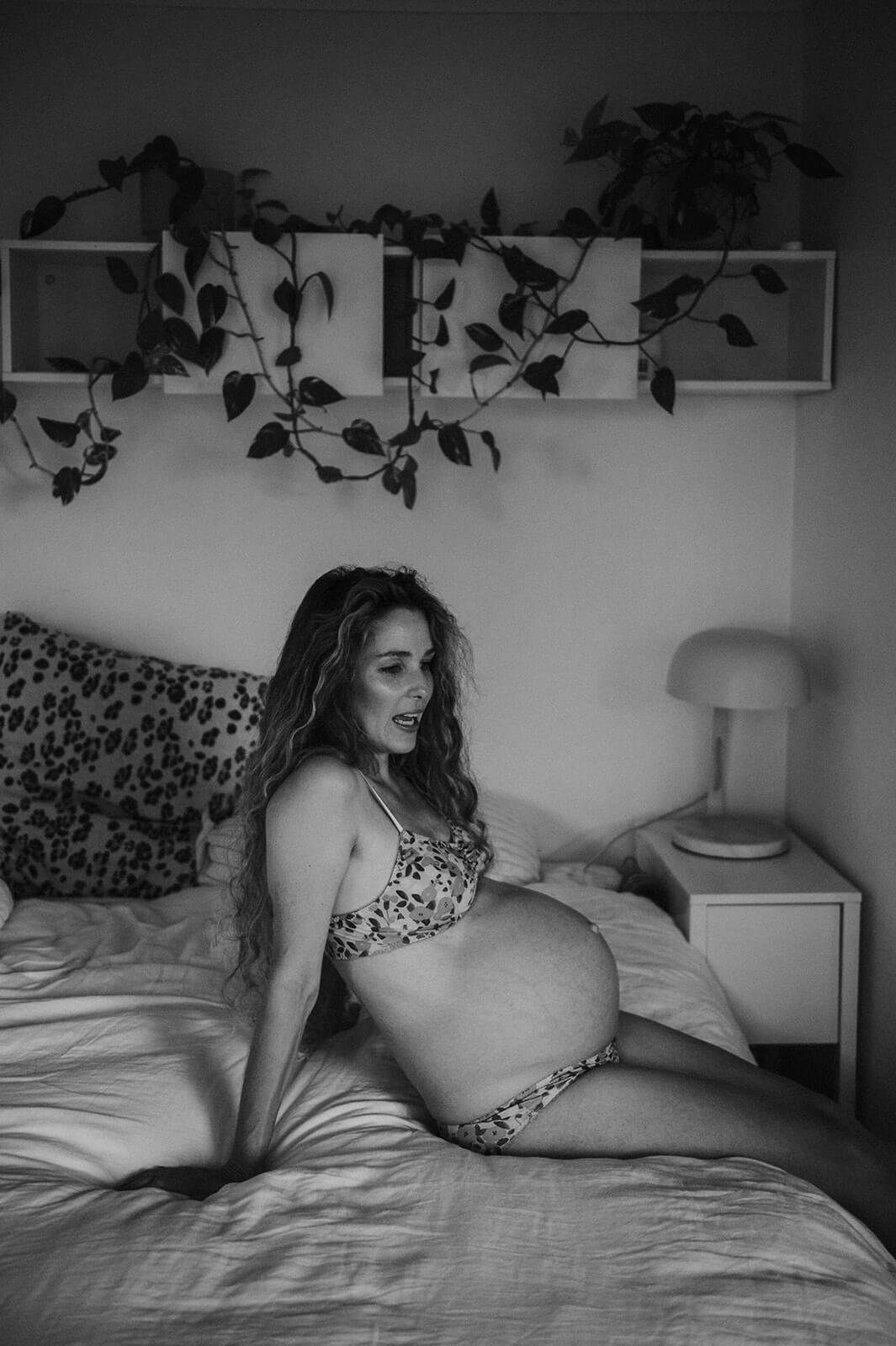 LONDON MATERNITY PHOTOGRAPHER 40.jpg