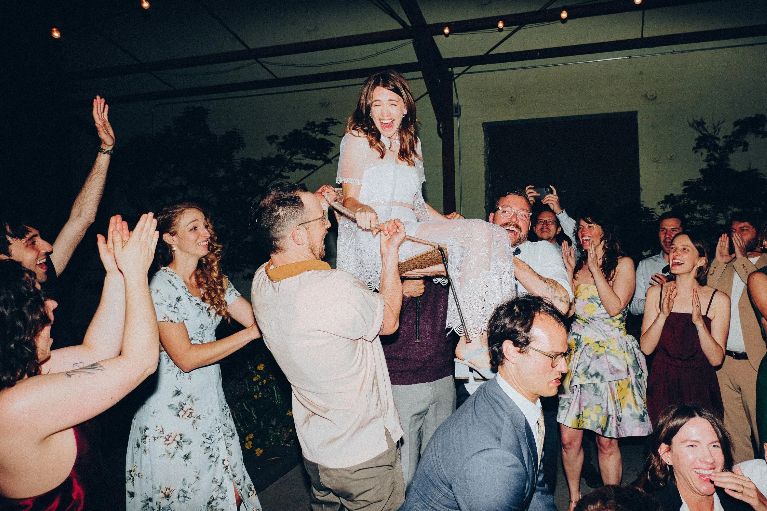 Hannah + Meagan 5524 (Squarespace).jpg
