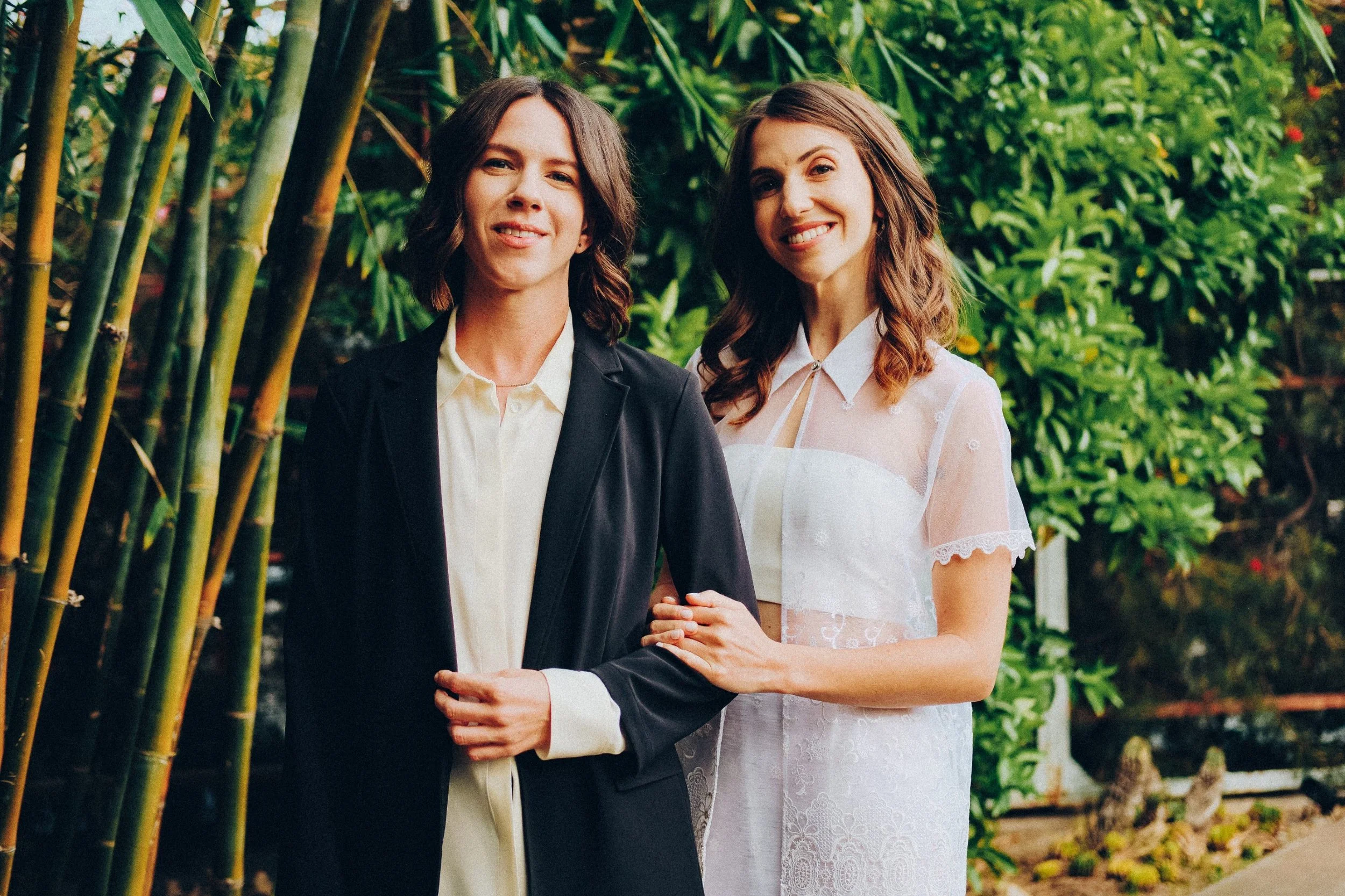 Hannah + Meagan 5015 (Squarespace).jpg