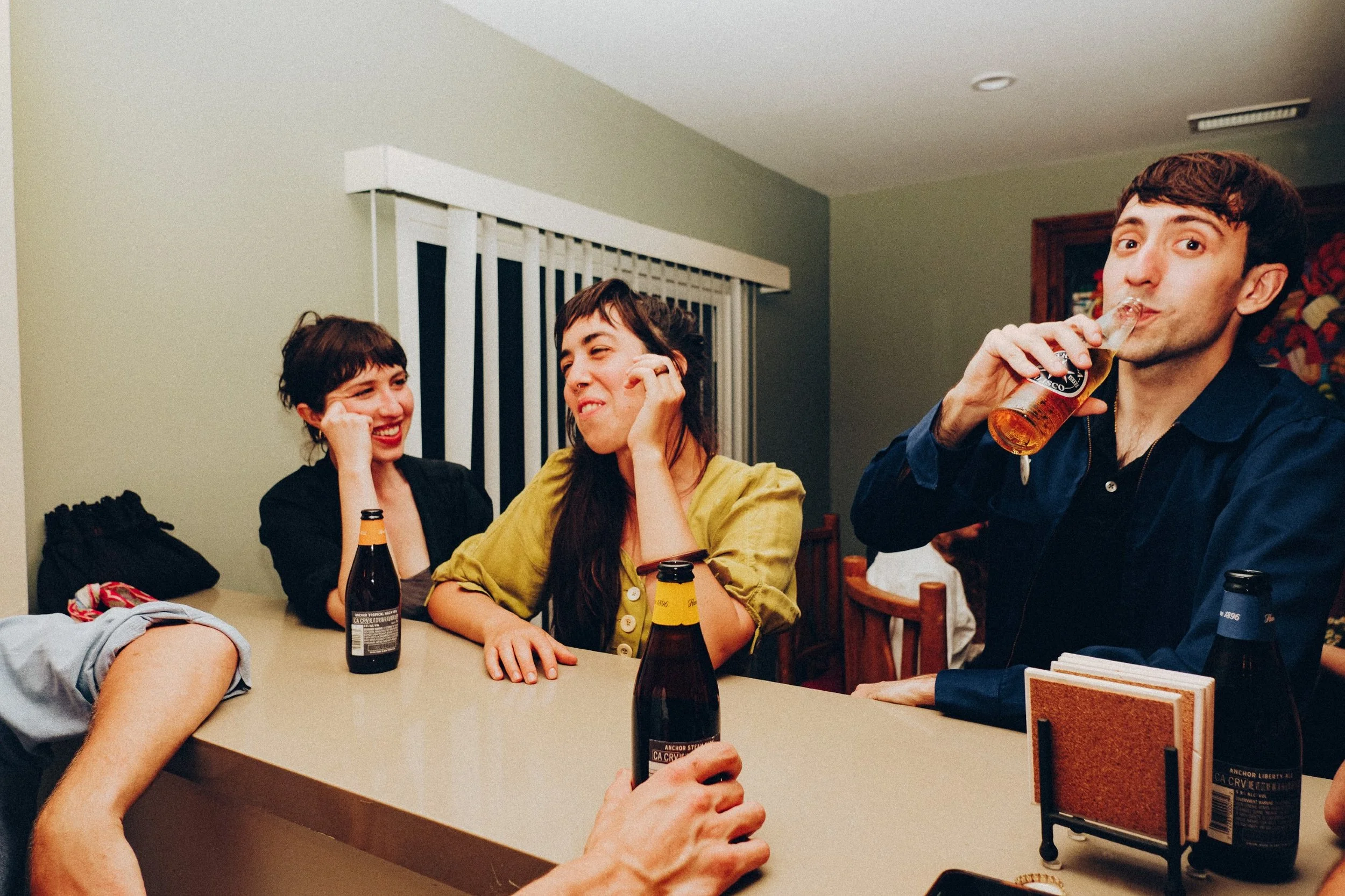 Hannah + Meagan 5592 (Squarespace).jpg