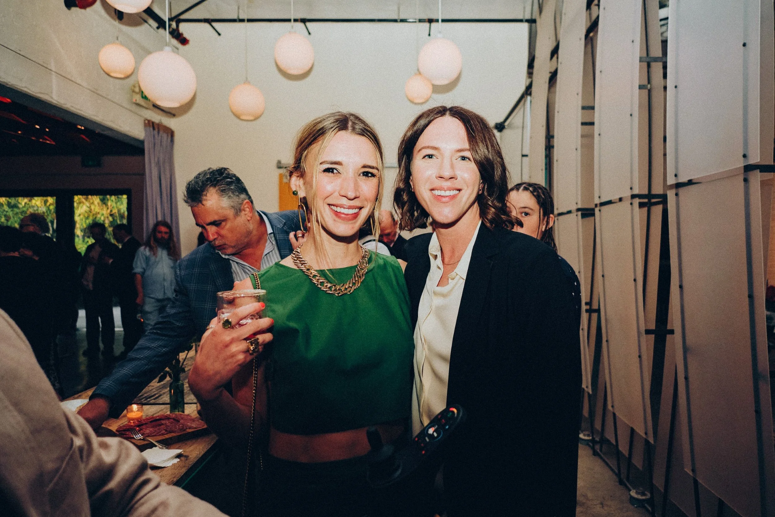 Hannah + Meagan 5251 (Squarespace).jpg