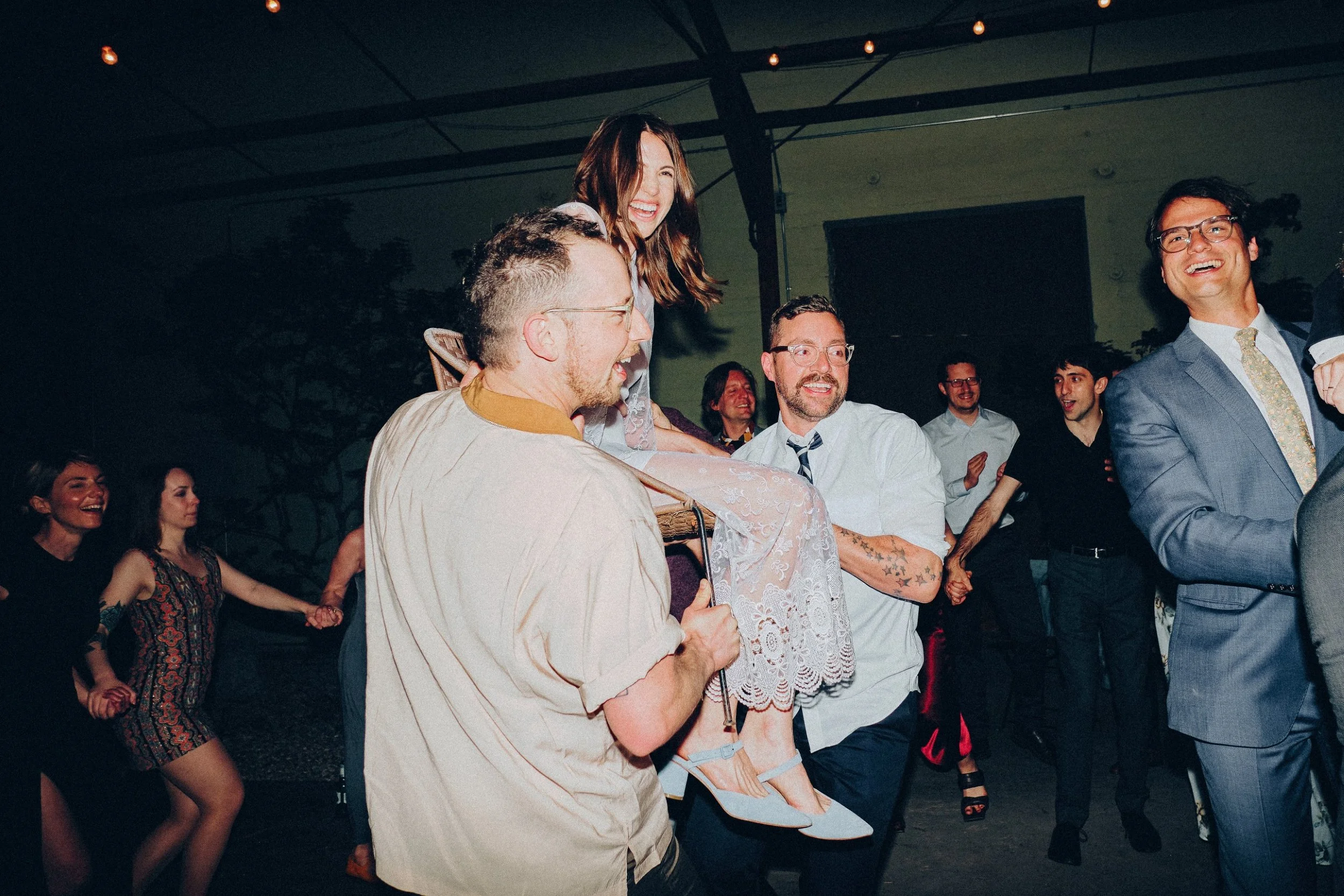 Hannah + Meagan 5535 (Squarespace).jpg