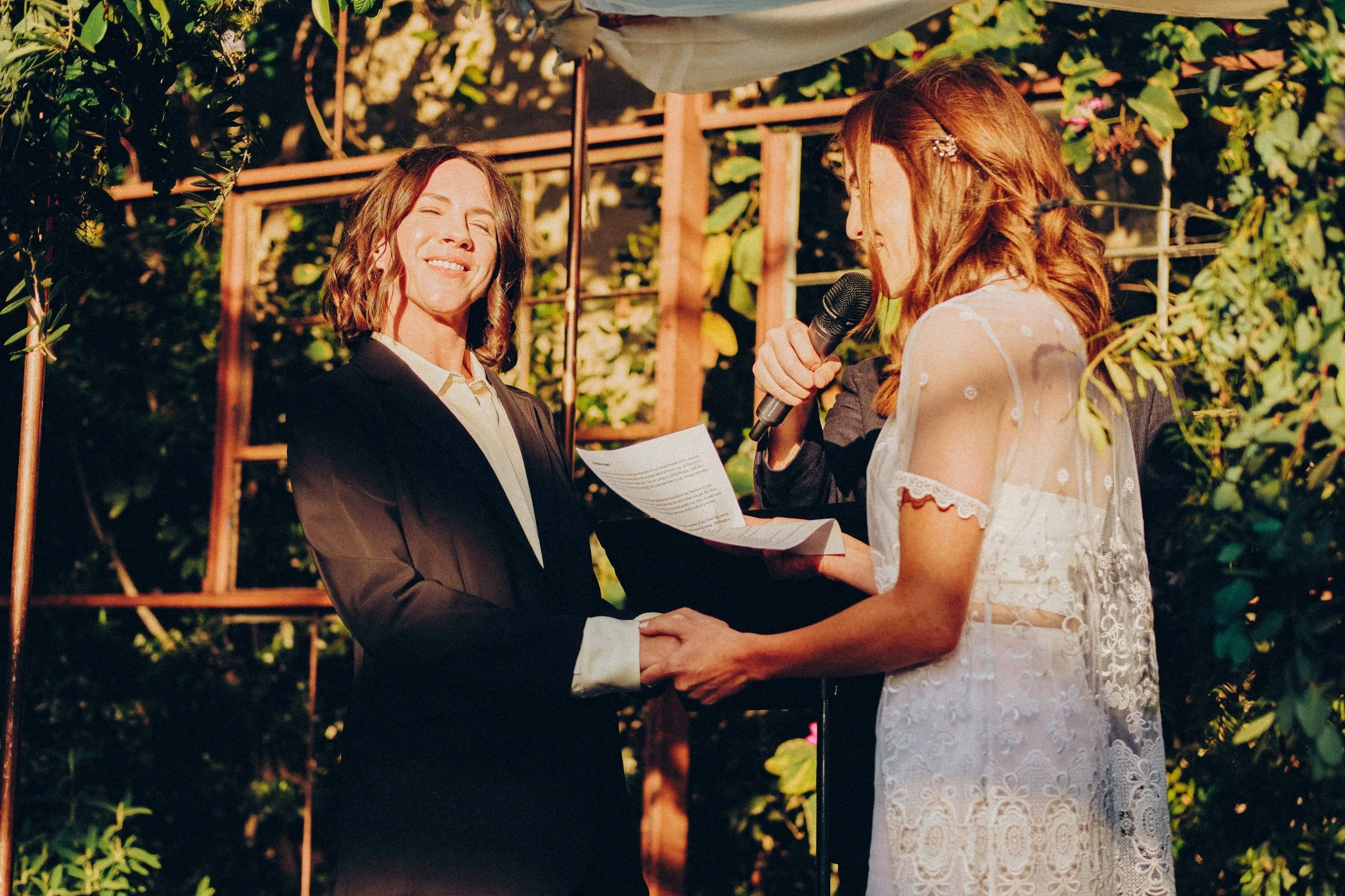 Hannah + Meagan 5137 (Squarespace).jpg