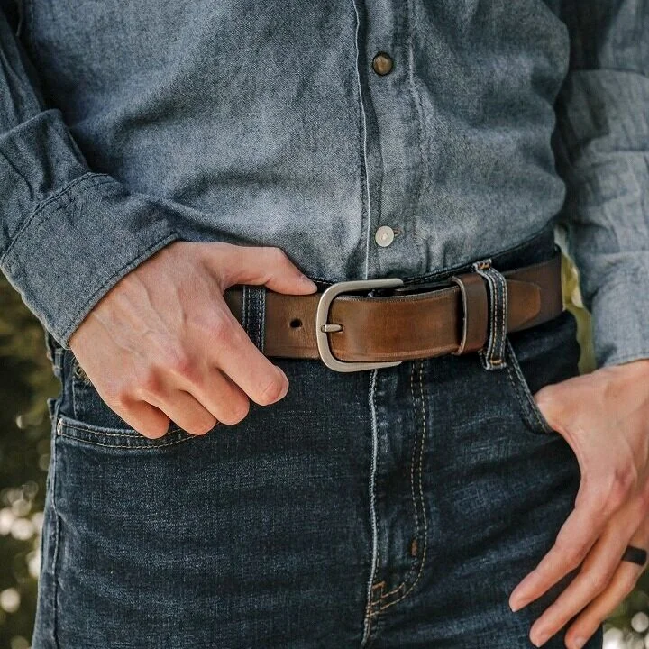 Boones+Lick+Road+Leather+Co+Belt+6+usa+made+leather+belt.jpg