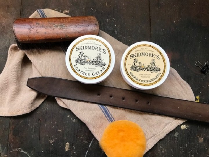 Leather Care Wipes with Beeswax