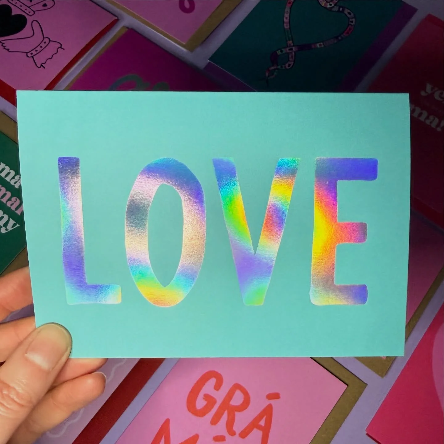 It&rsquo;s really hard to take photos in this total shitshow of weather we have been having! 💨☔️💦❄️🌧️🌩️

I bought a nice wool coat with no hood about 3 weeks ago and it literally hasn&rsquo;t stopped raining since 🙄 So I take full responsibility