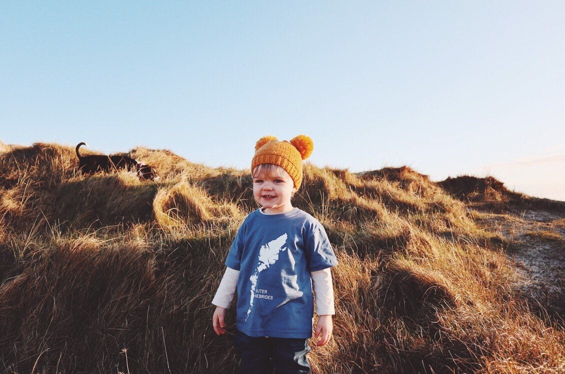 Kids outer Hebrides map t shirt - Culla Creative