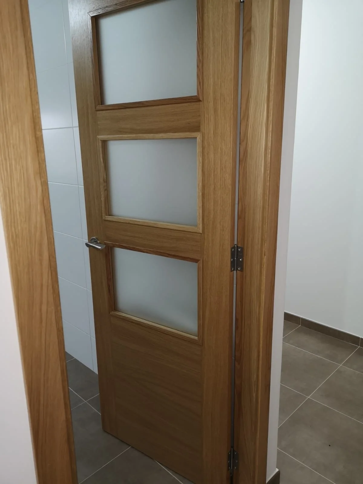 Puerta-Roble-Cristal.jpg