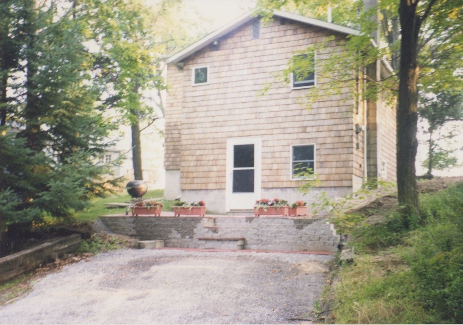 A piazza (1998)