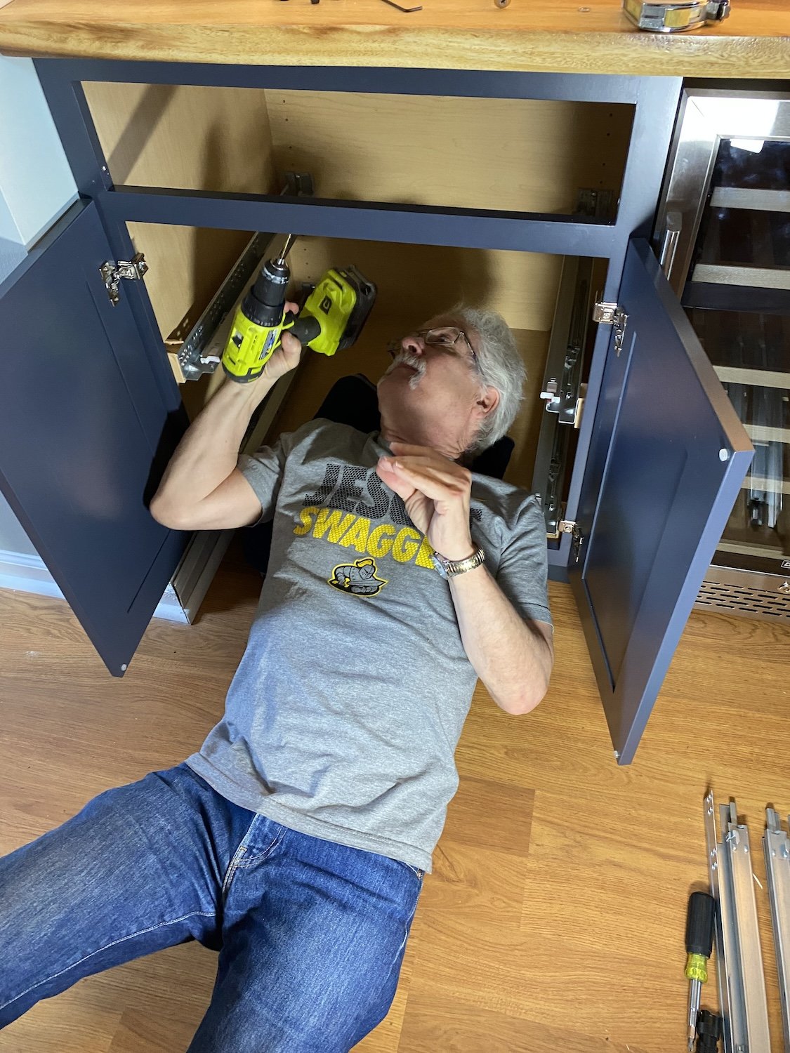 Attaching the counter depth counter top