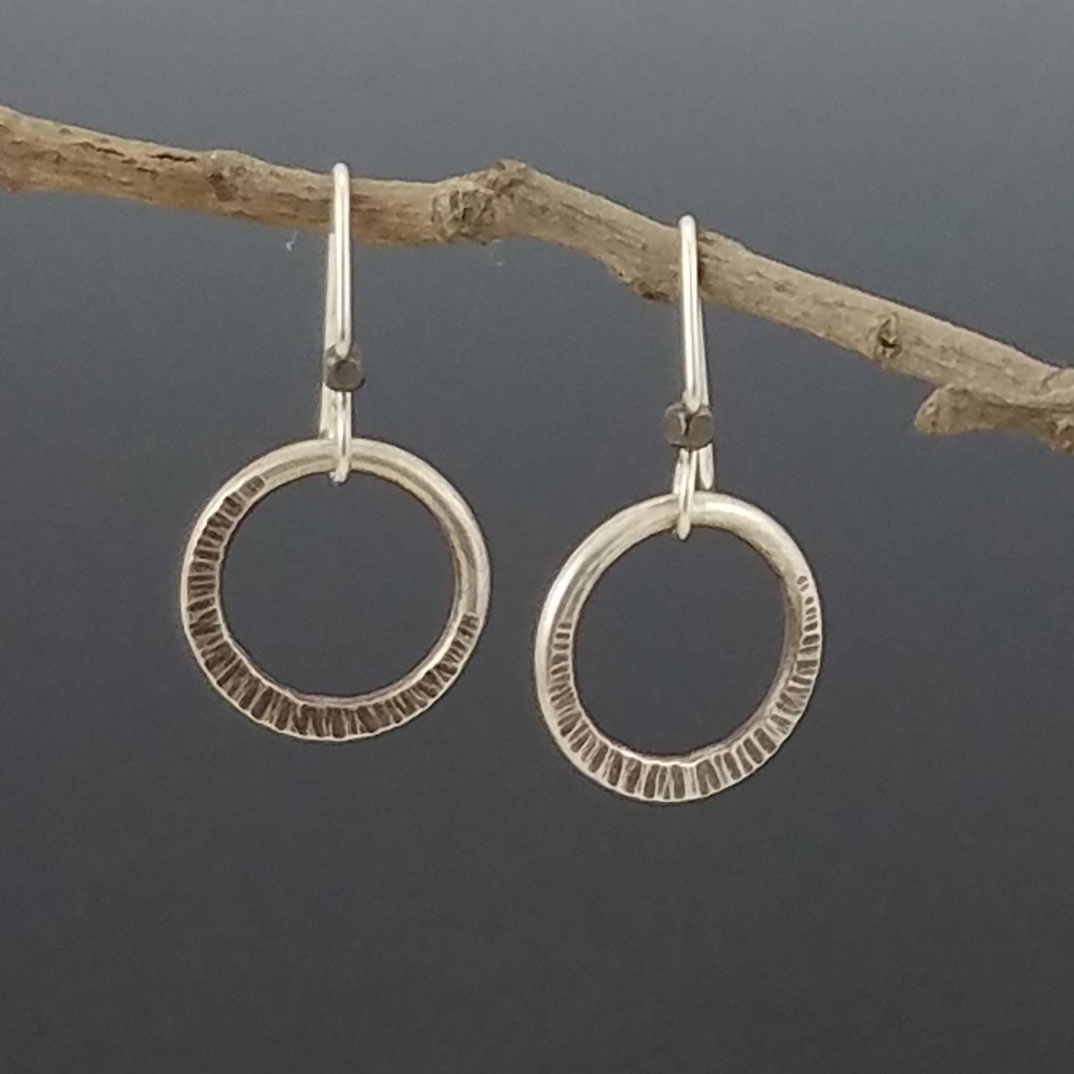 https://i.etsystatic.com/7285246/r/il/98f976/1797197992/il_fullxfull.1797197992_hps1.jpg