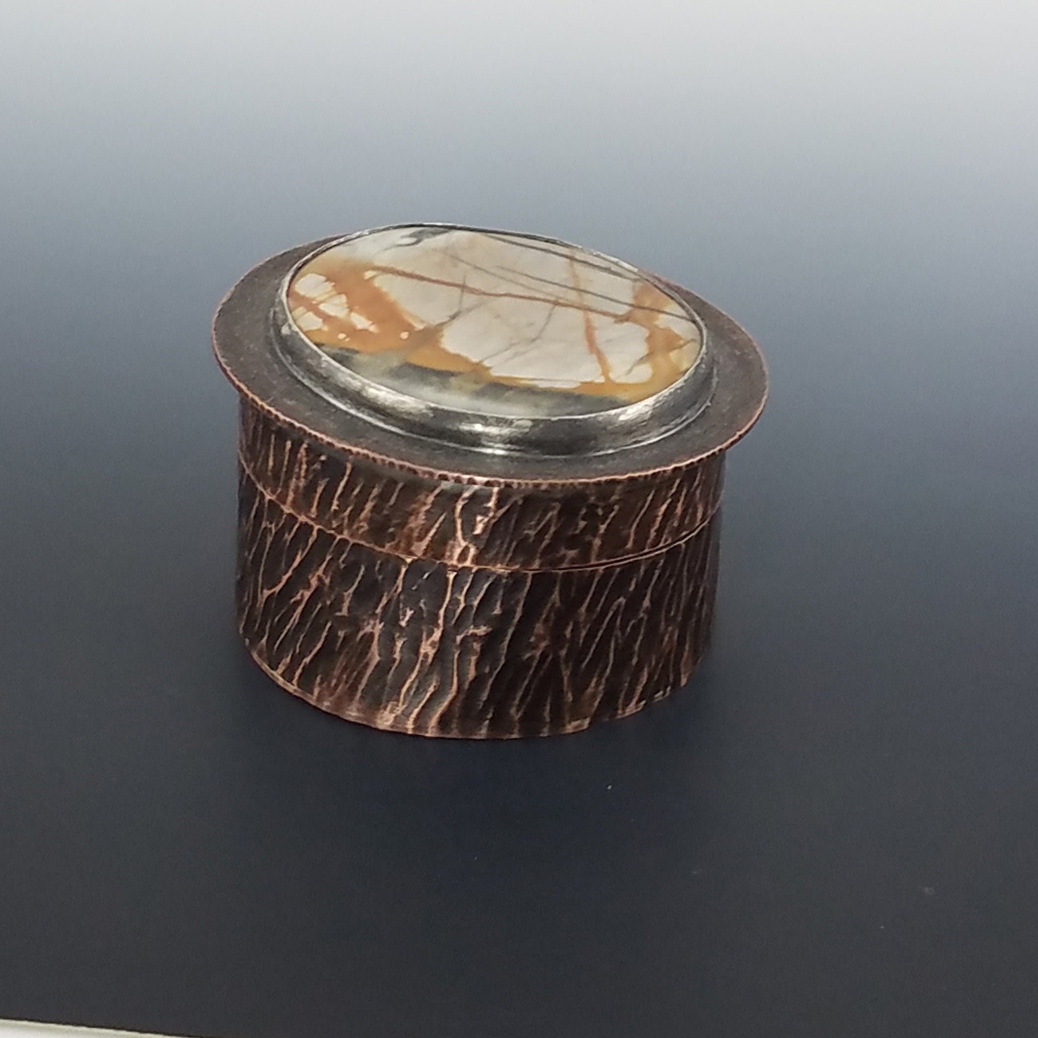 https://i.etsystatic.com/7285246/r/il/6778ff/2000266718/il_fullxfull.2000266718_7ln8.jpg