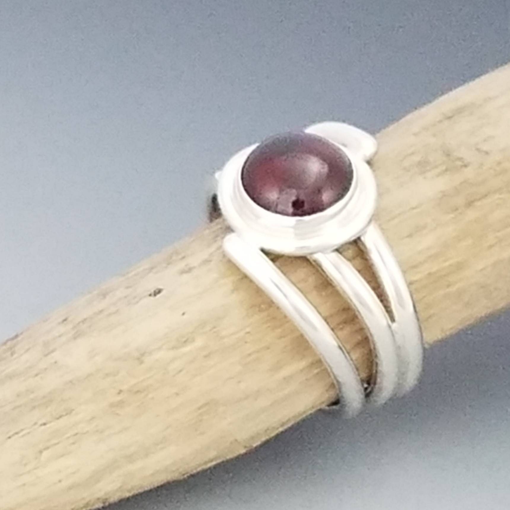 https://i.etsystatic.com/7285246/r/il/6eb963/2814763964/il_fullxfull.2814763964_o4k9.jpg