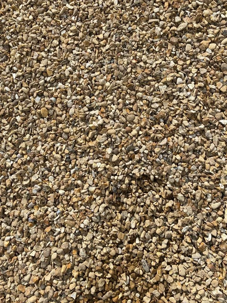 10mm Golden Gravel (20kg Bag)