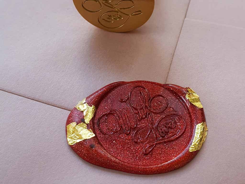 4 ways to make a wax seal stand out — Uliana Popa