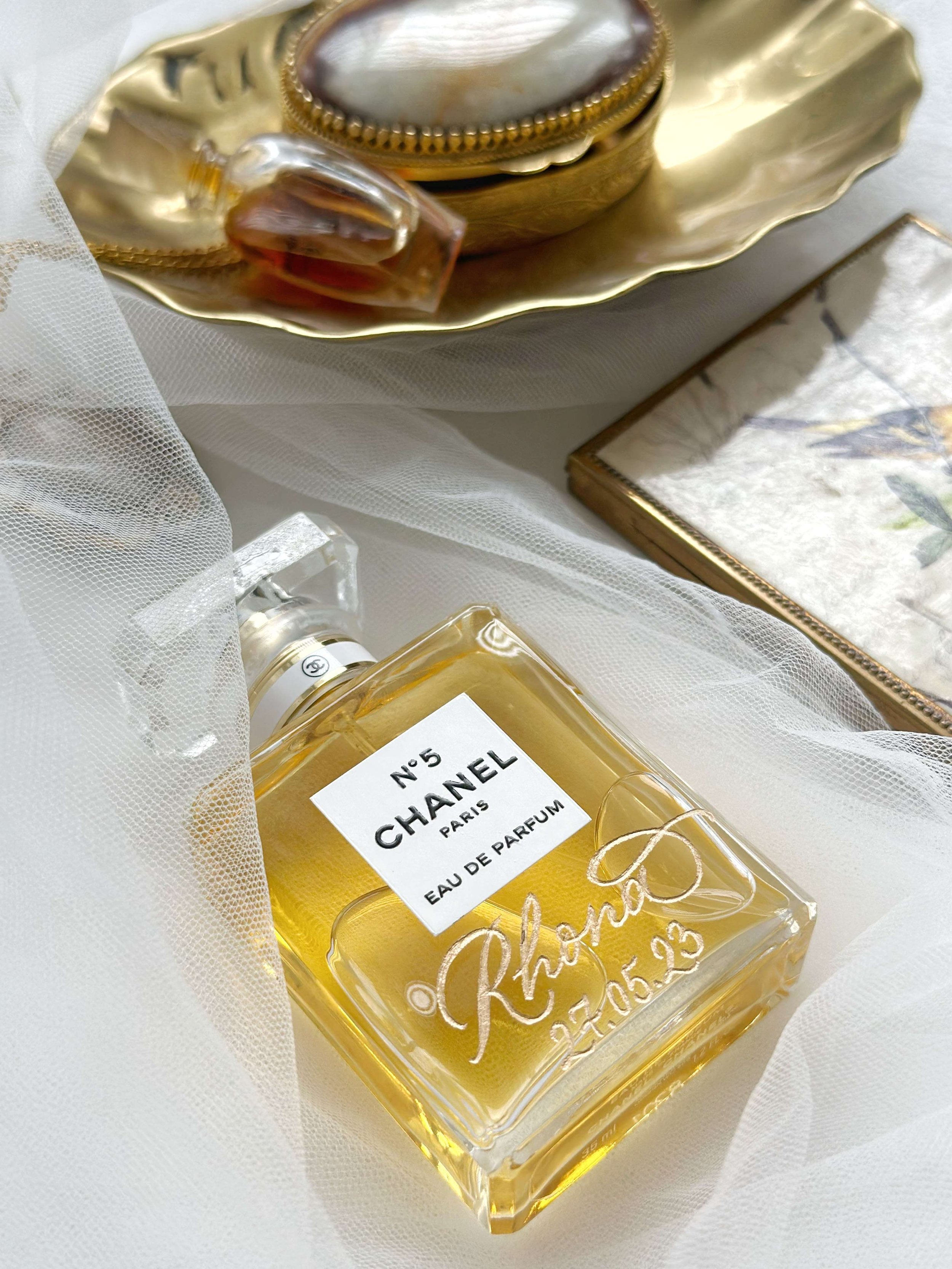 mother-of-the-bride-engraved-chanel-no5-perfume.jpeg