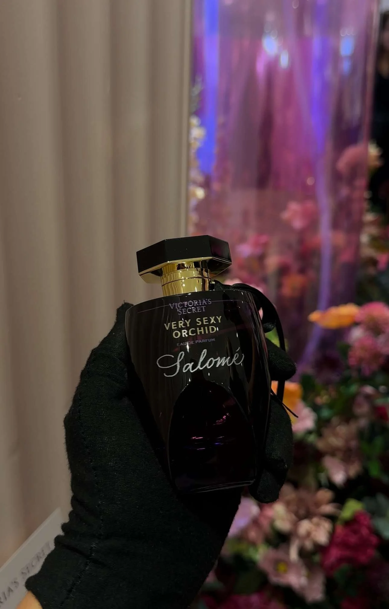 hand-engraved-very-Sexy-Orchid-perfume.jpg