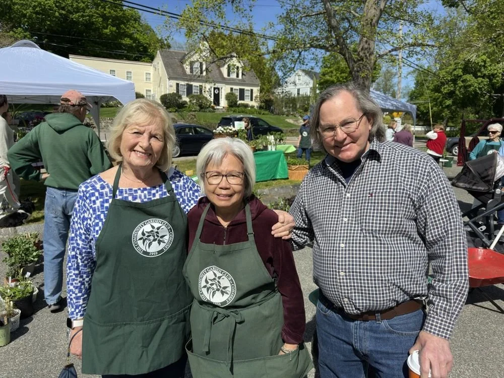28-members-and-a-visitor-at-the-plant-sale-with.jpg