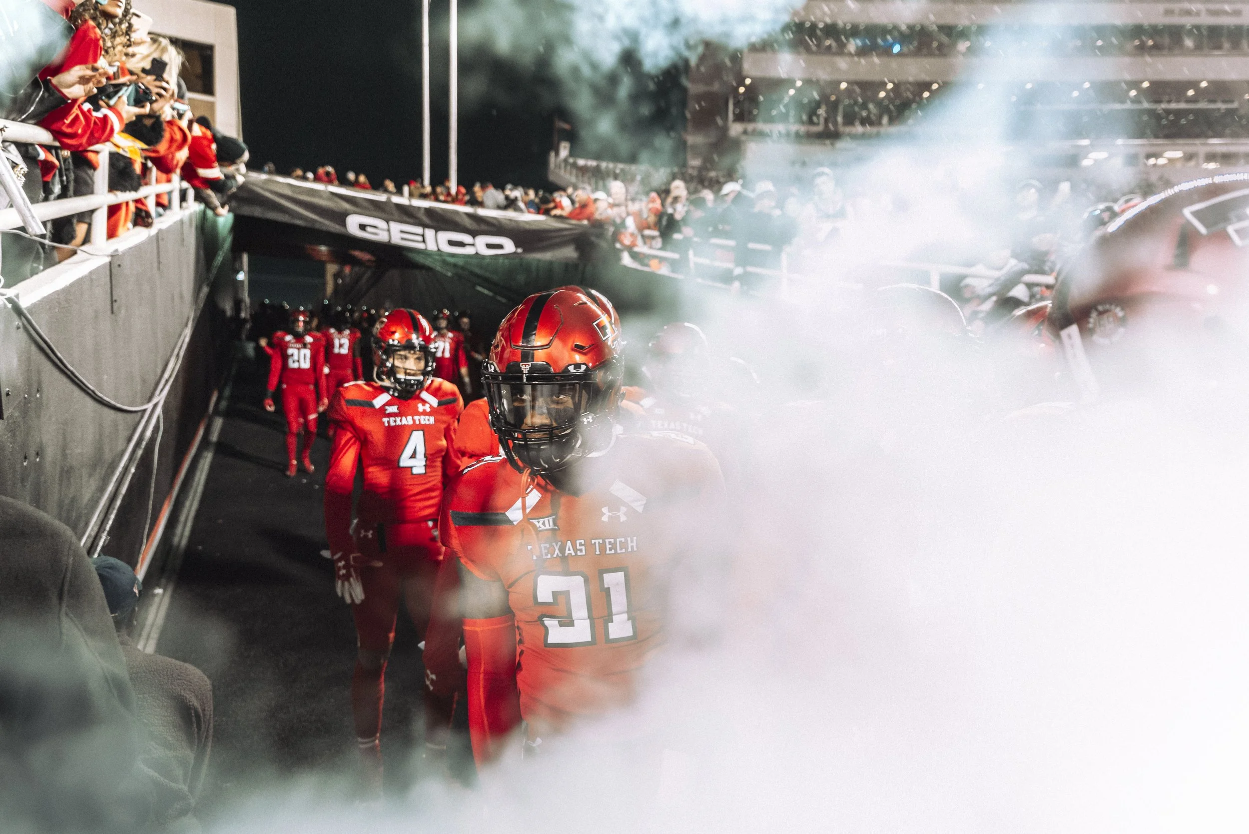 UT Football.ISB1182-1.jpg