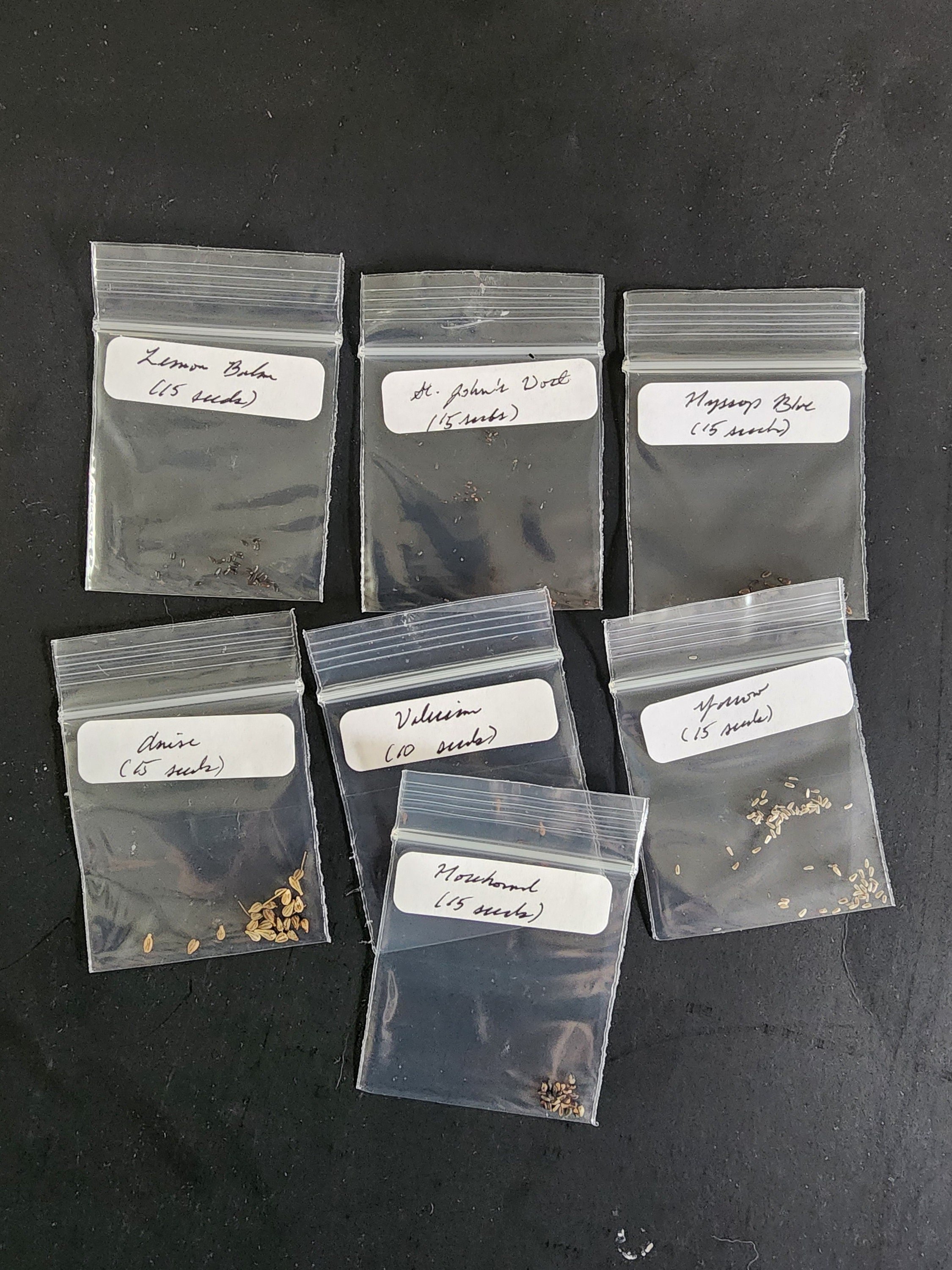 https://i.etsystatic.com/16951063/r/il/da7fb5/5864233132/il_fullxfull.5864233132_nvc4.jpg