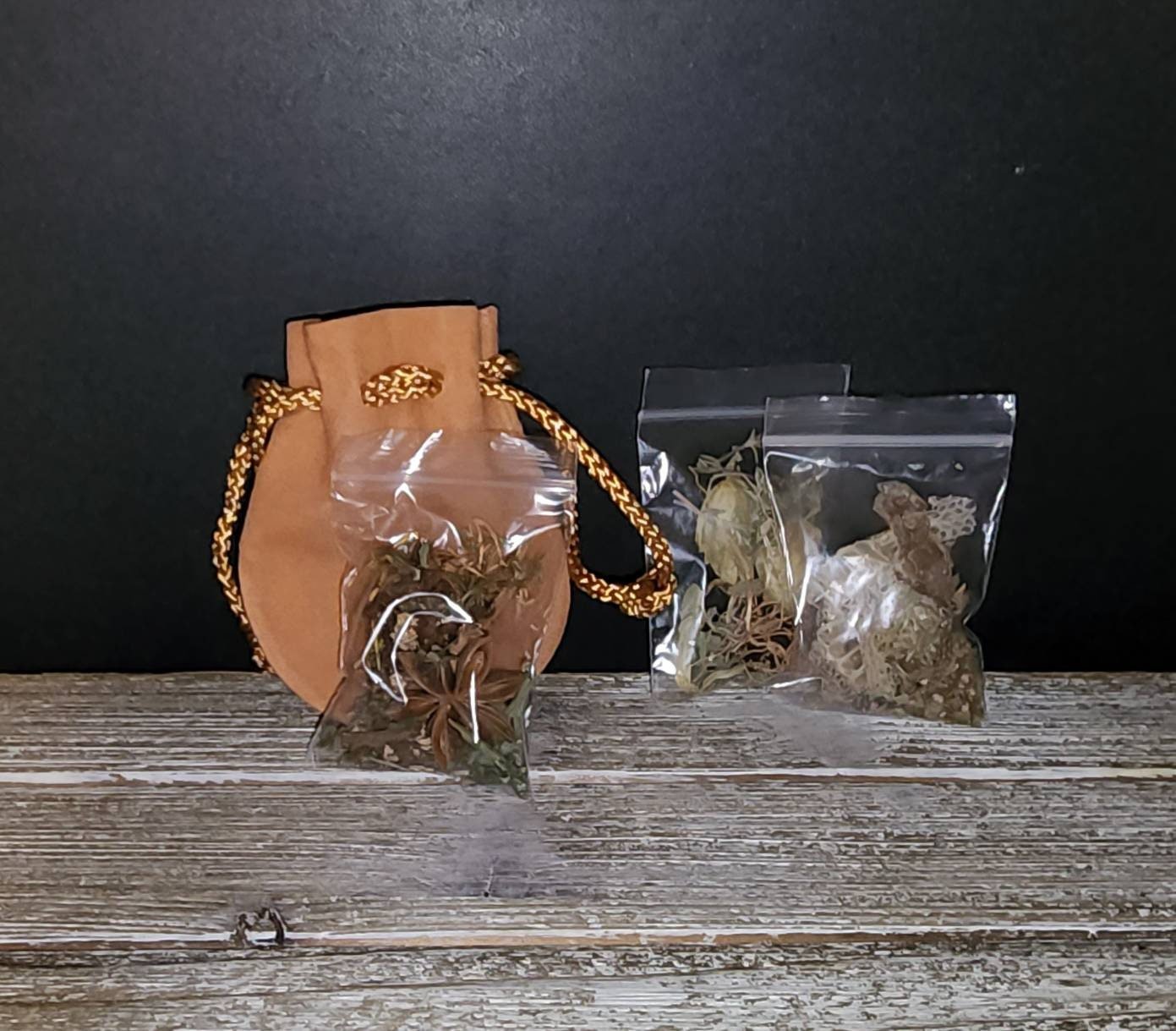 https://i.etsystatic.com/16951063/r/il/09a606/4126433616/il_fullxfull.4126433616_8ia4.jpg