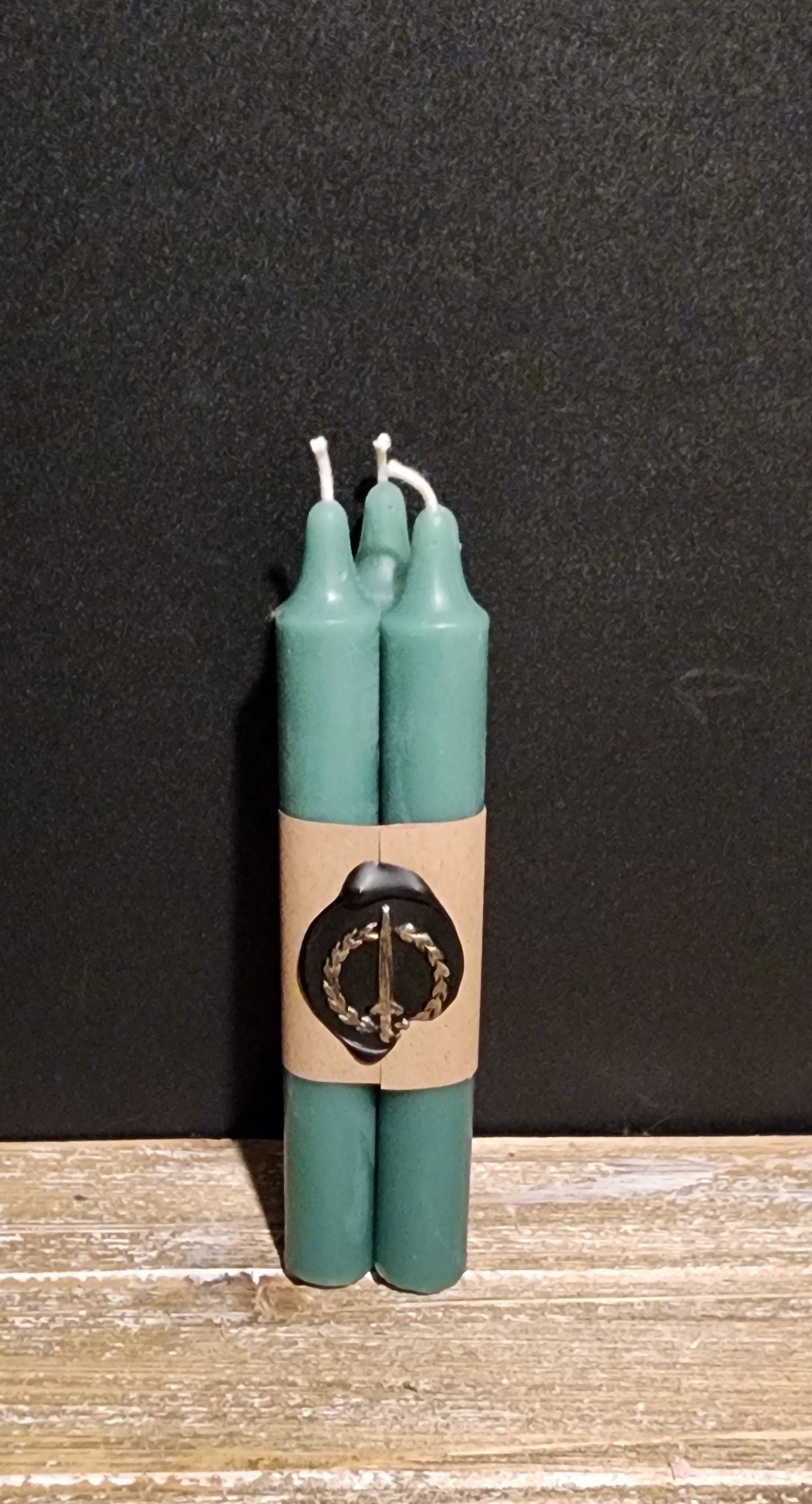 https://i.etsystatic.com/16951063/r/il/f4cf07/6074642839/il_fullxfull.6074642839_matb.jpg