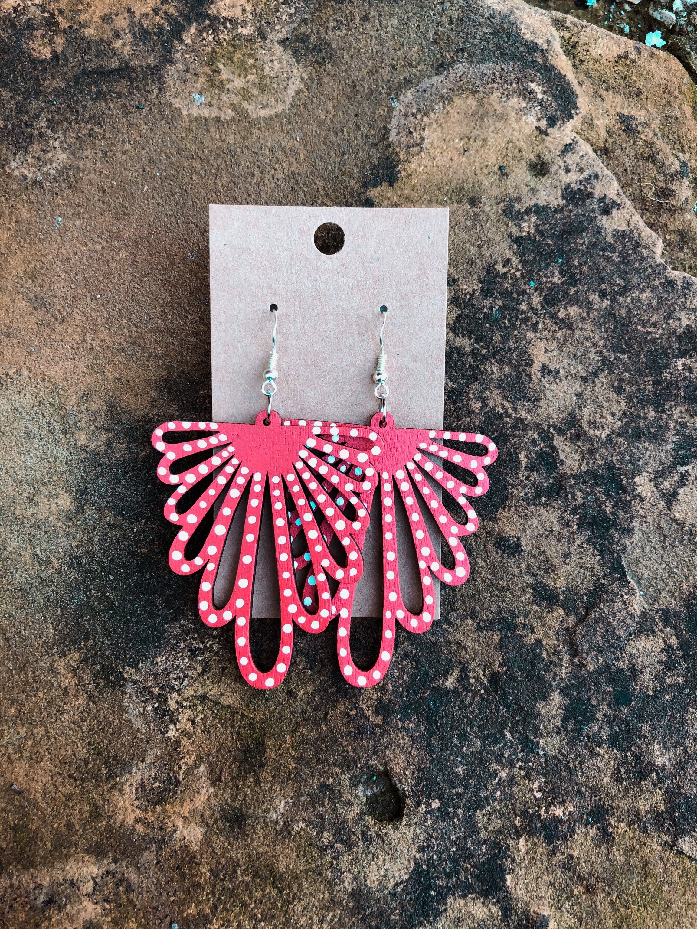 AAAA090B-B8A2-4183-B76F-3C3B4444004E