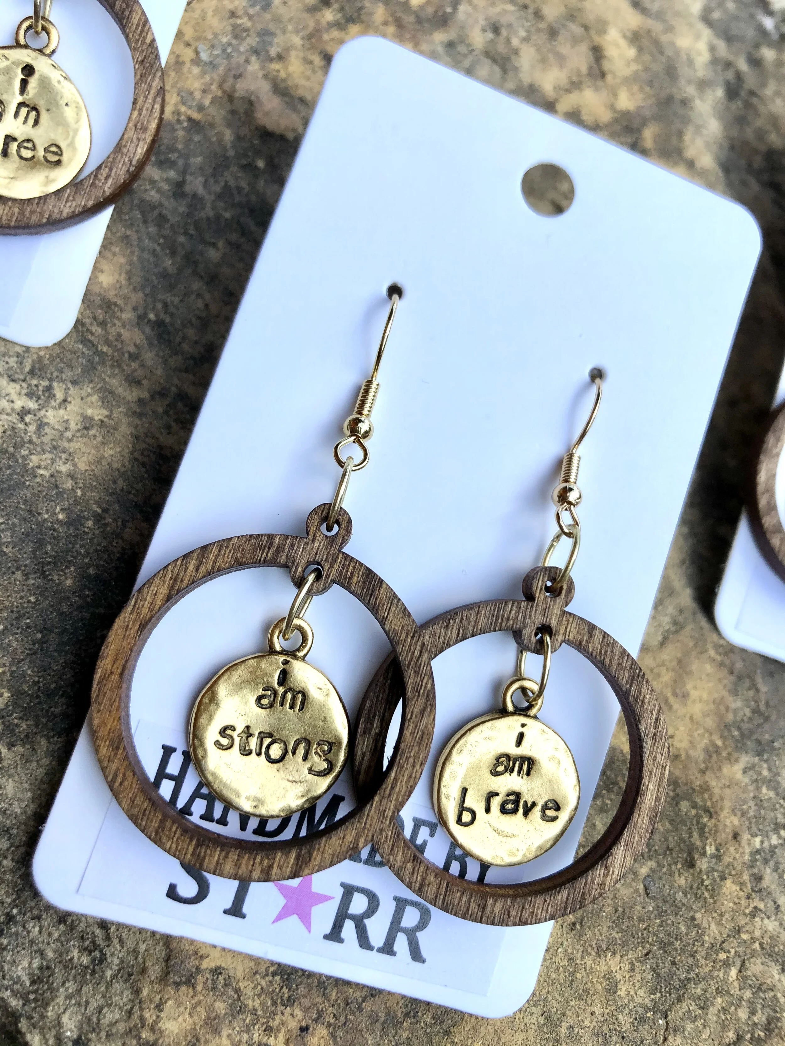 0102FDA8-A58D-464B-BB65-5578675F54AA