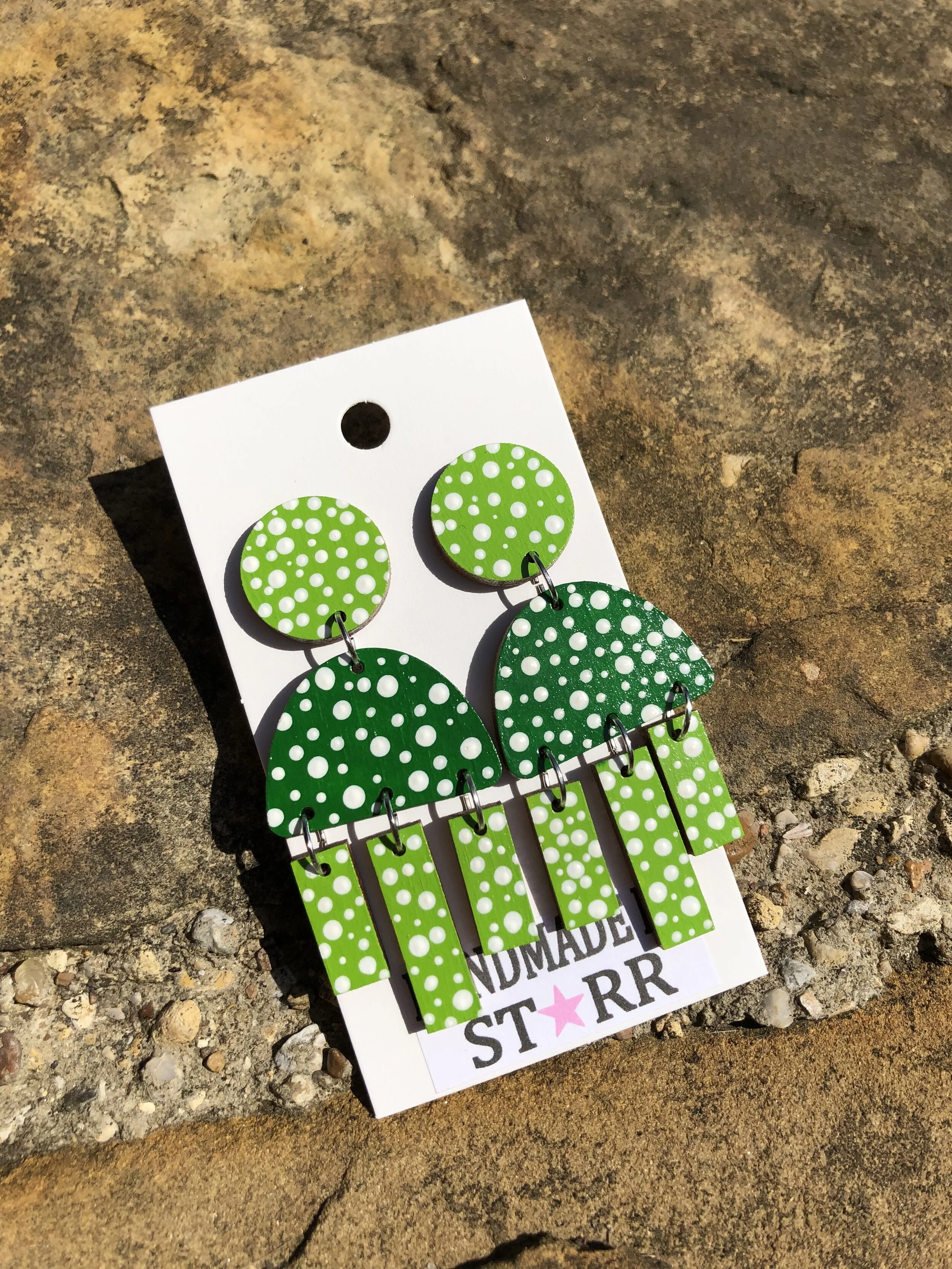 5CB0ADF1-1EC7-4AD9-AED2-27CA7815C7D2