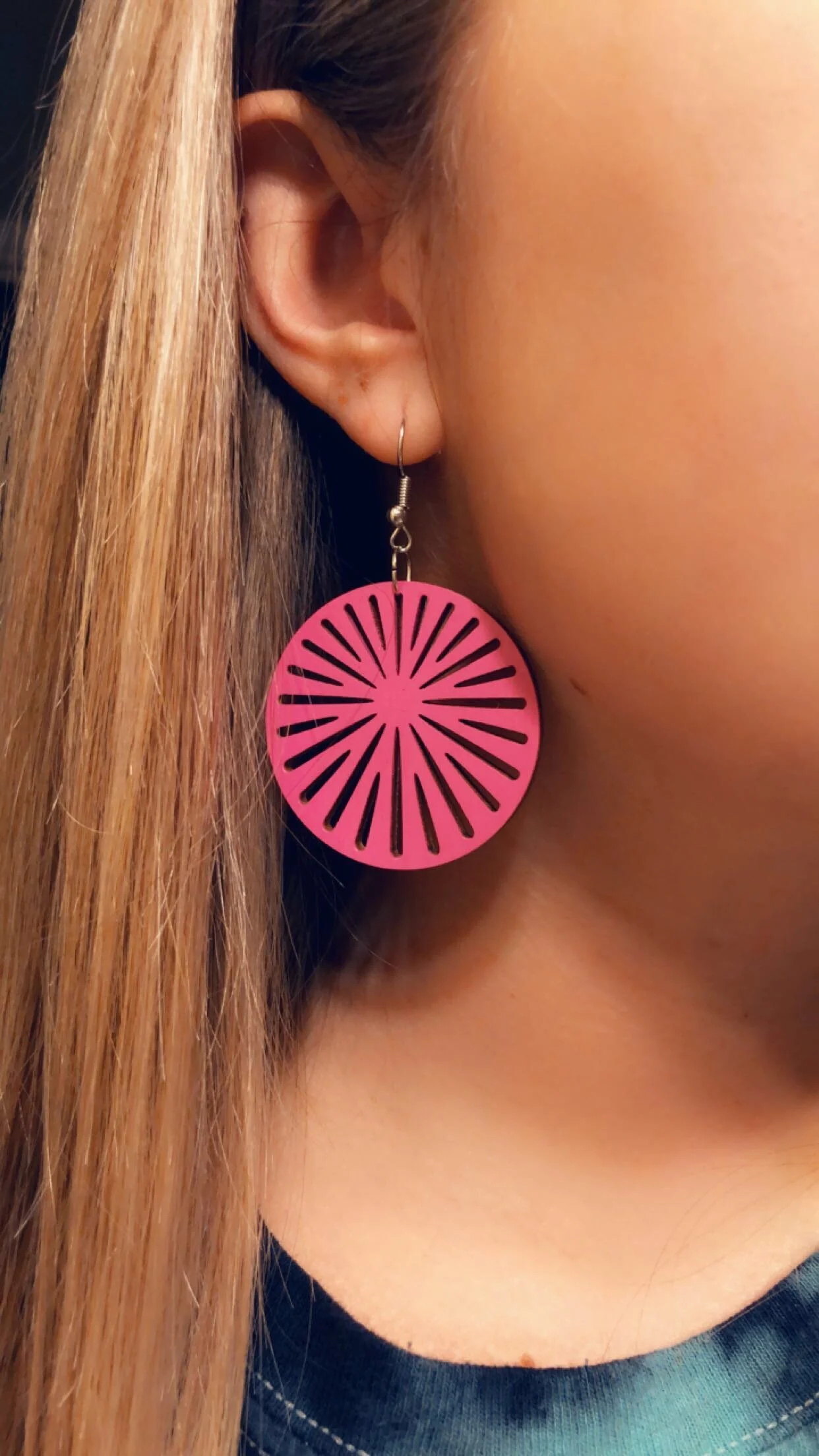 FD8E569C-B57E-4A04-99D4-B546F59D8C43