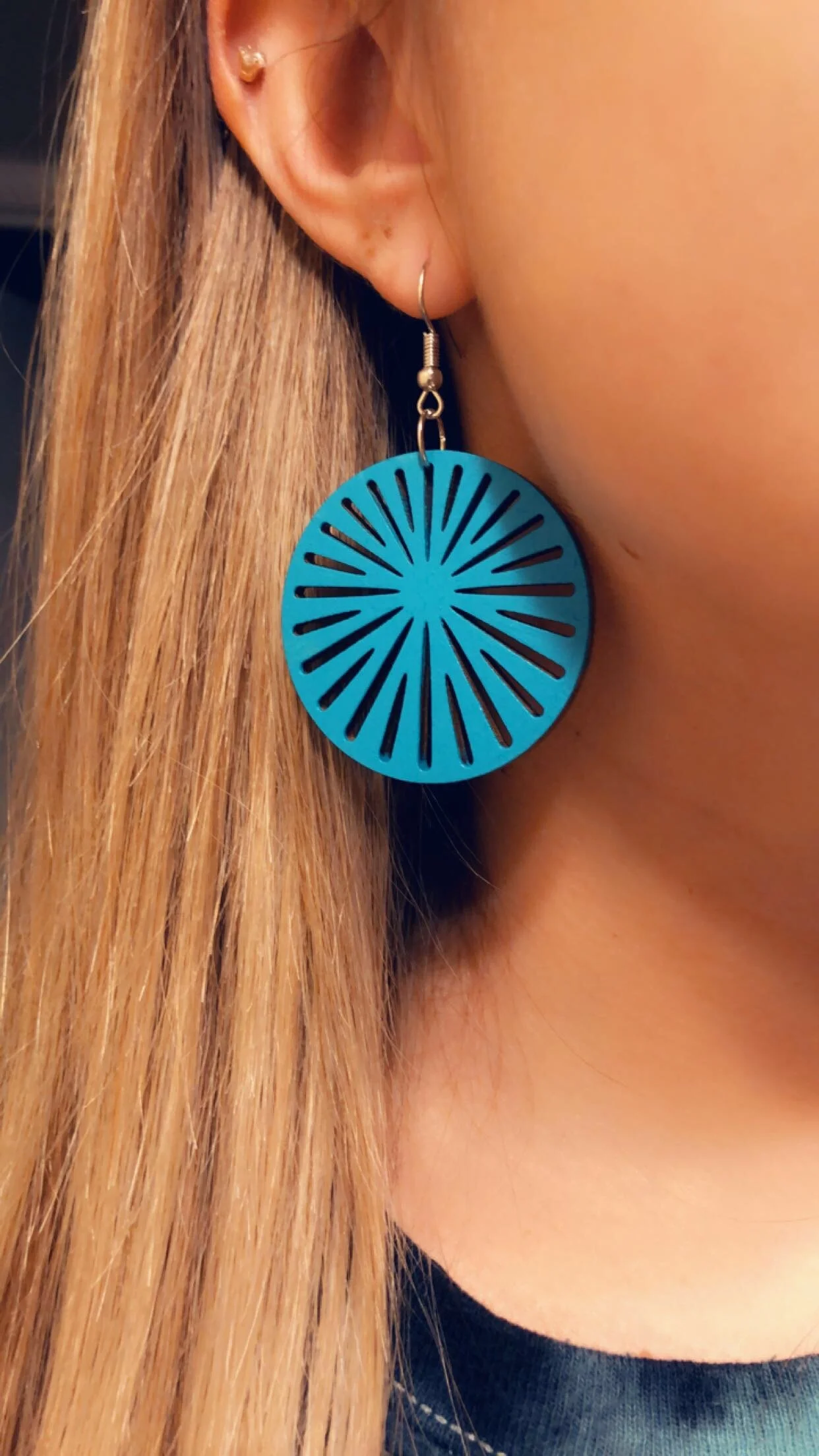 F529CAF8-2AE7-4004-82C2-0F11A1129769