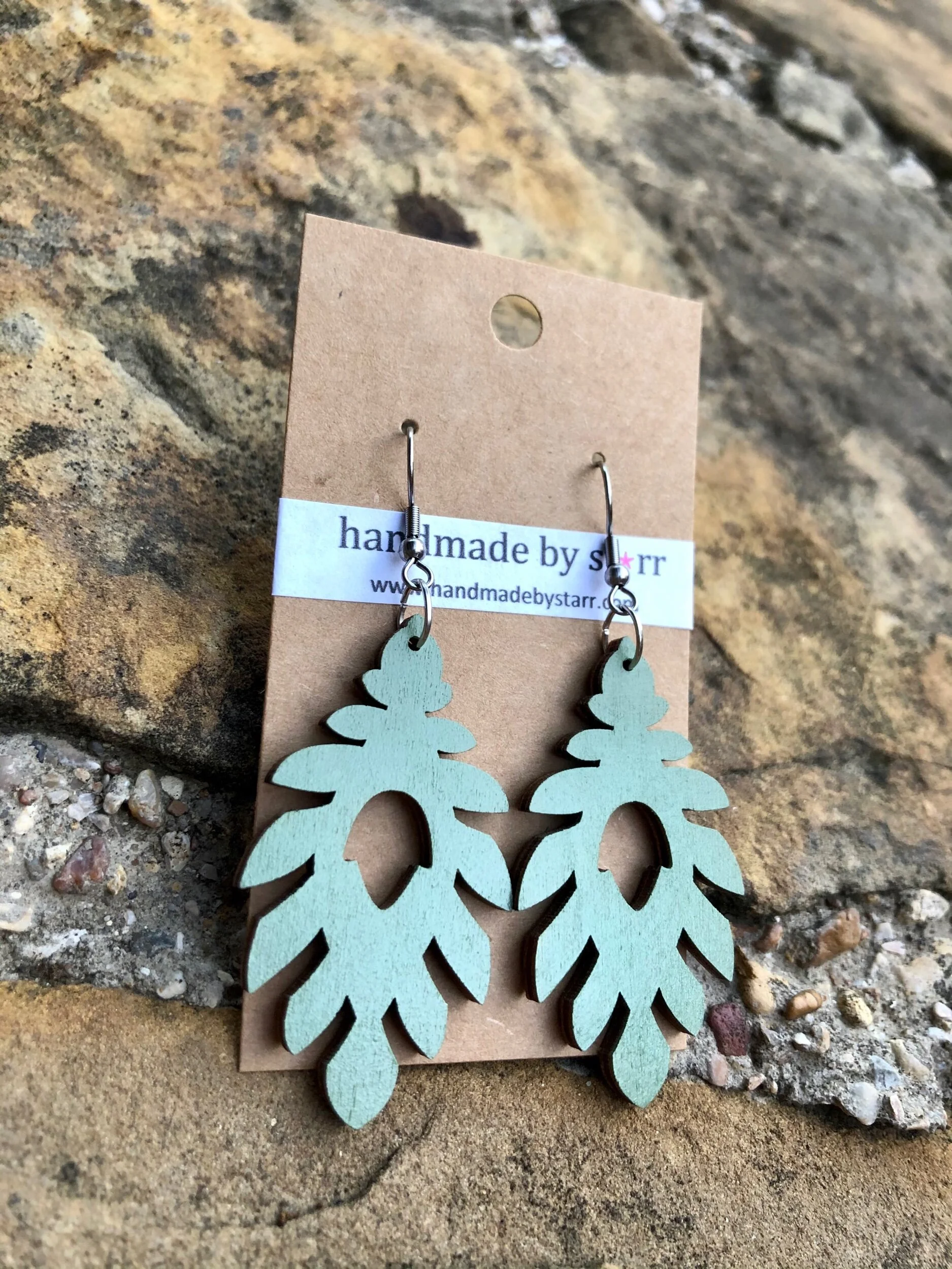 037BDDFF-2BBB-4C1C-9C8A-FCF747F657FE