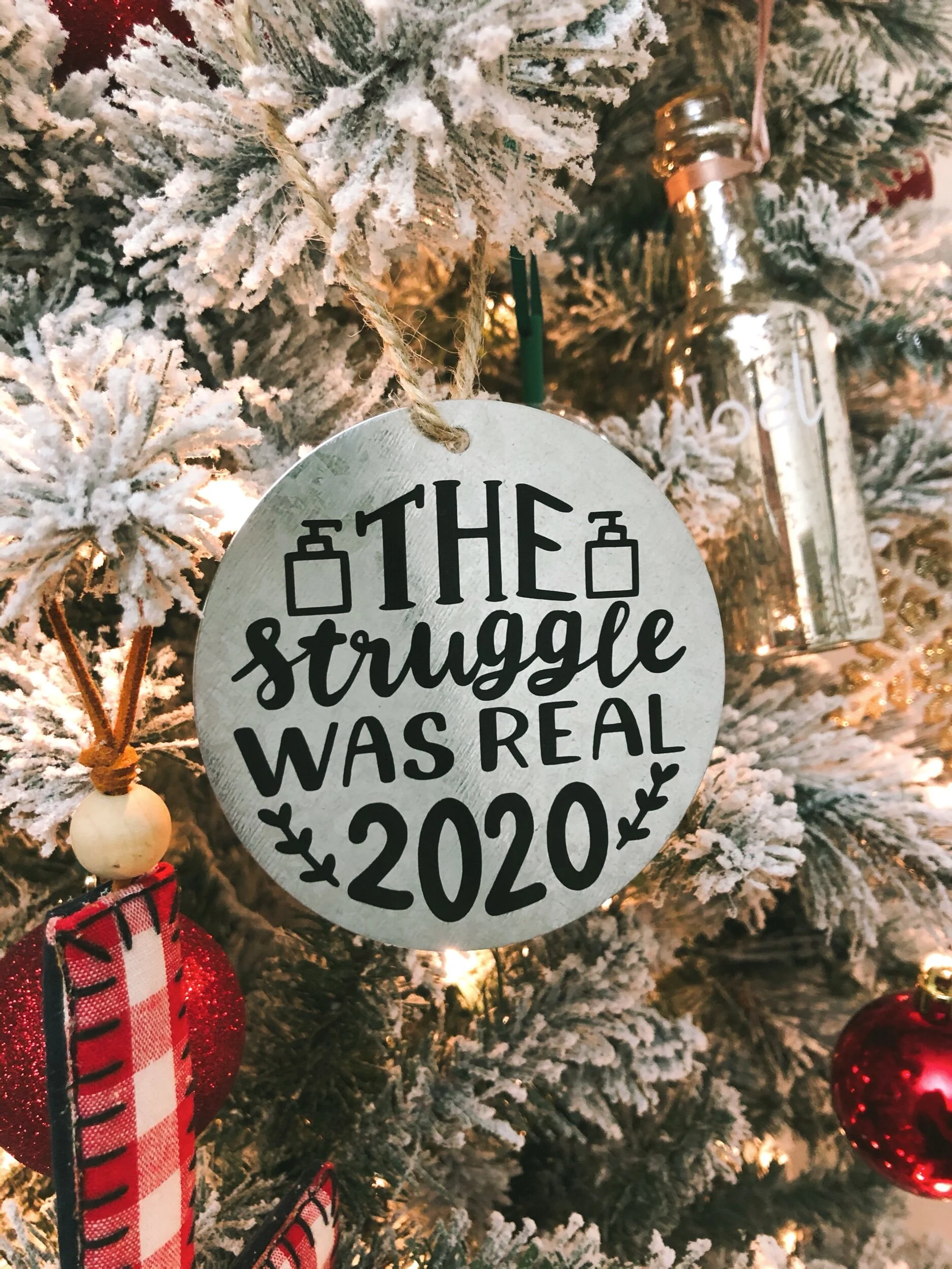 FE26D4F4-B026-4873-9E9C-4CAB639B6B86