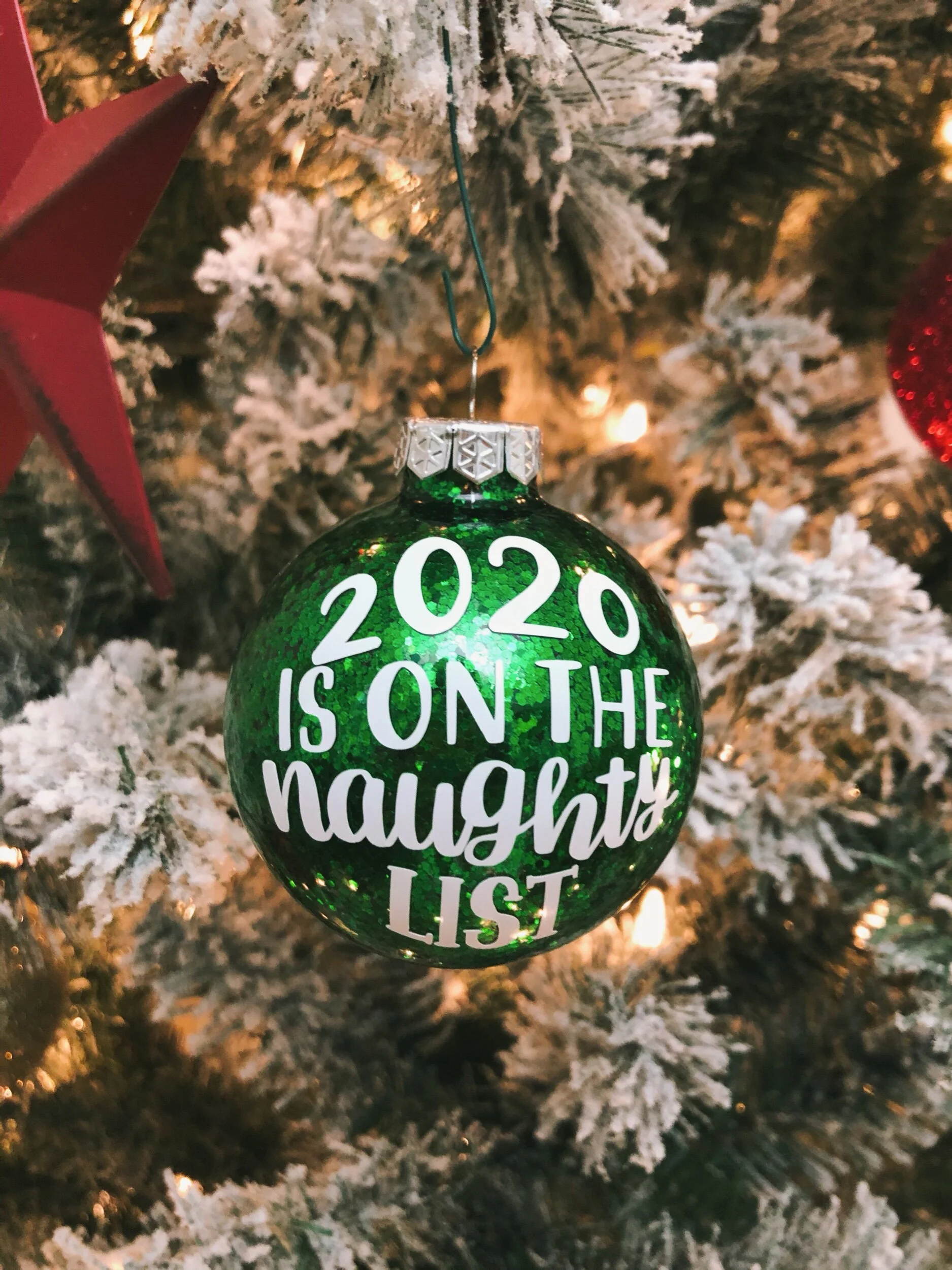 9C10EDE2-50F2-4596-9924-89DD956E4FA3